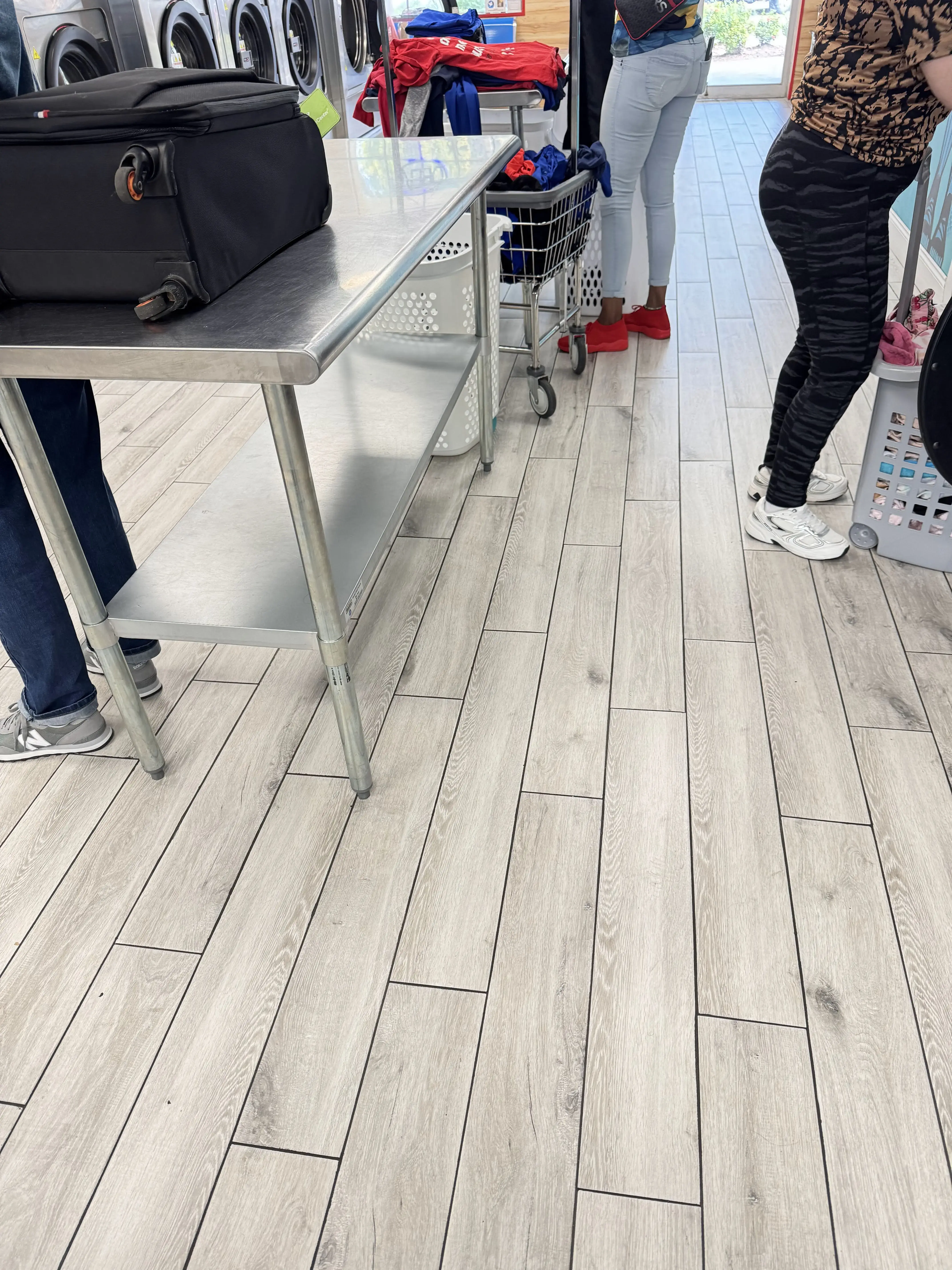 Savvy Suds Laundry - Image 16