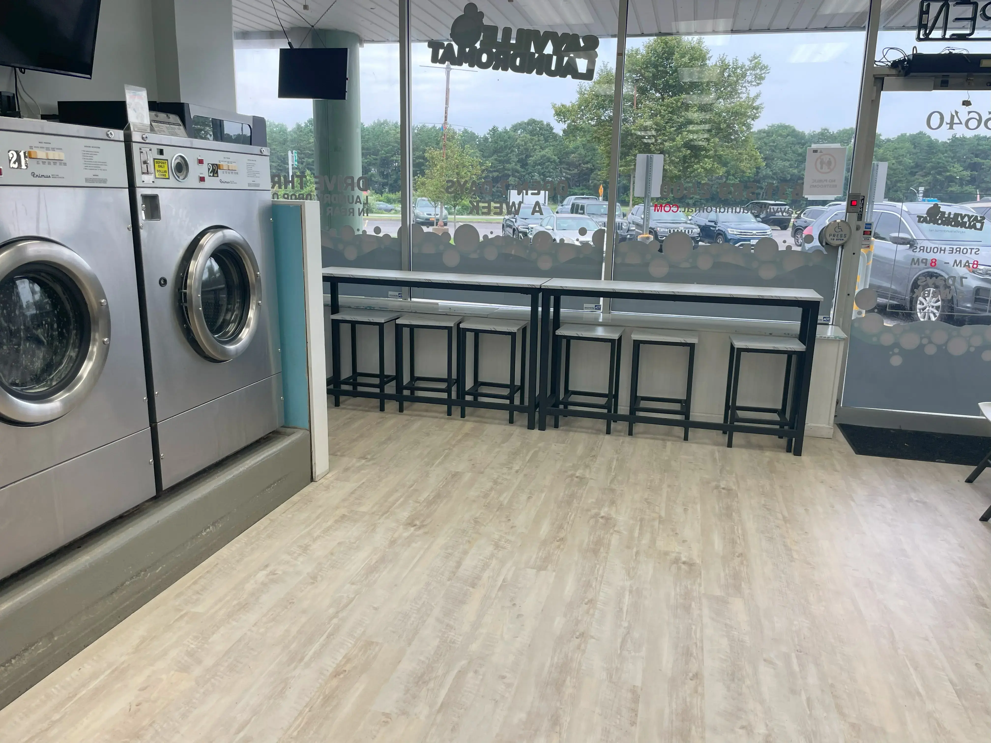 Sayville Laundromat thumbnail 6