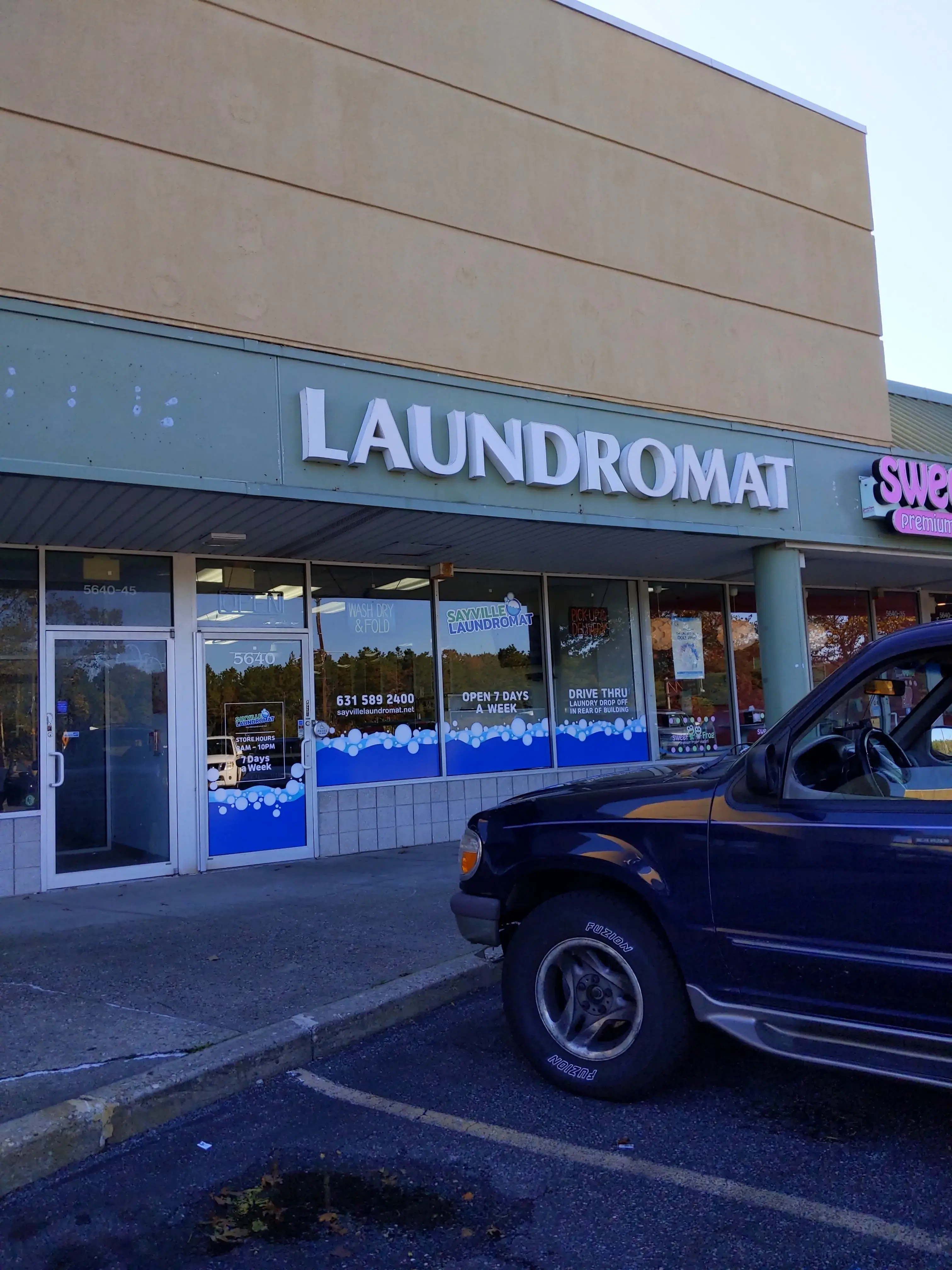 Sayville Laundromat thumbnail 4