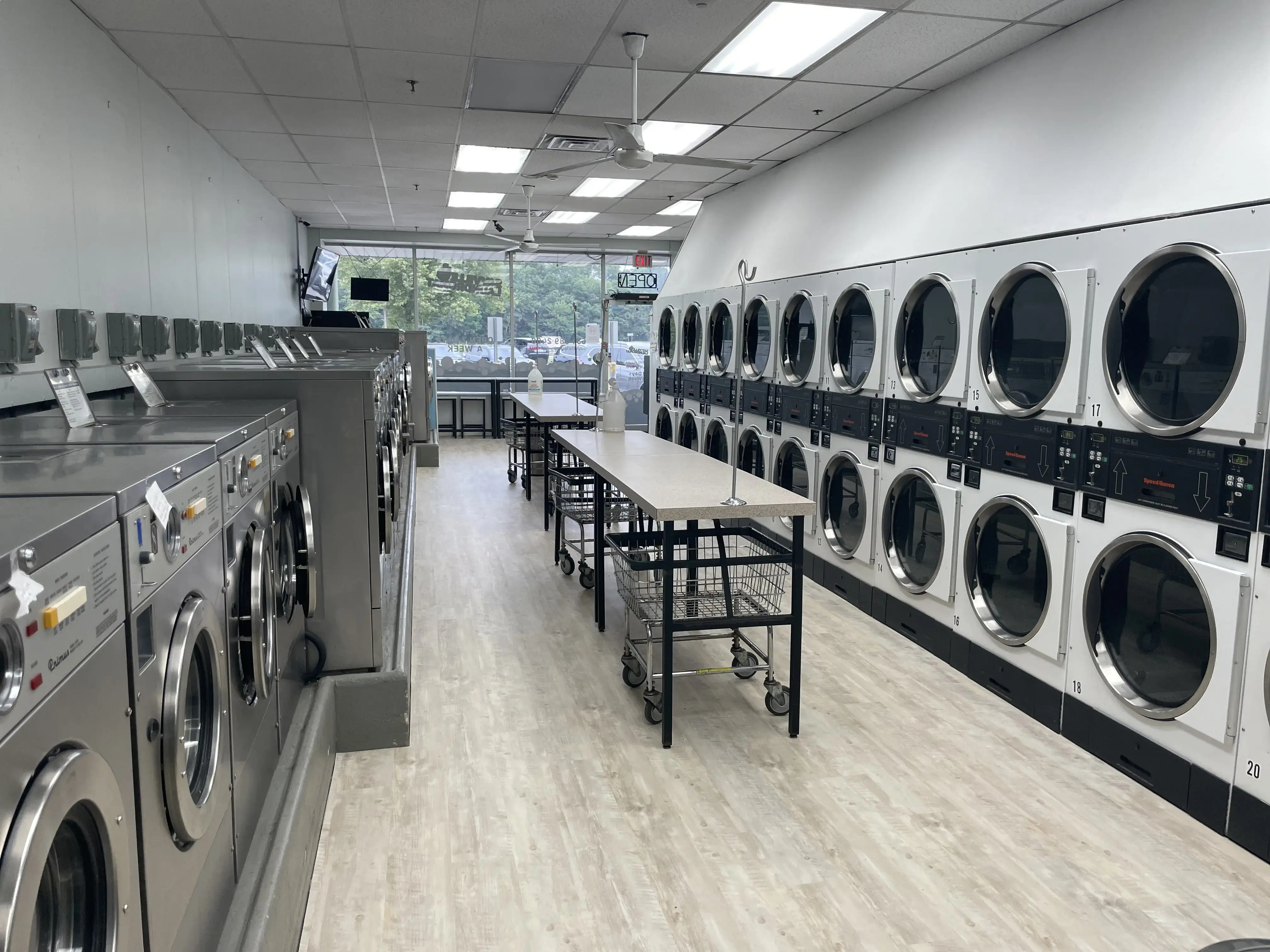 Sayville Laundromat location