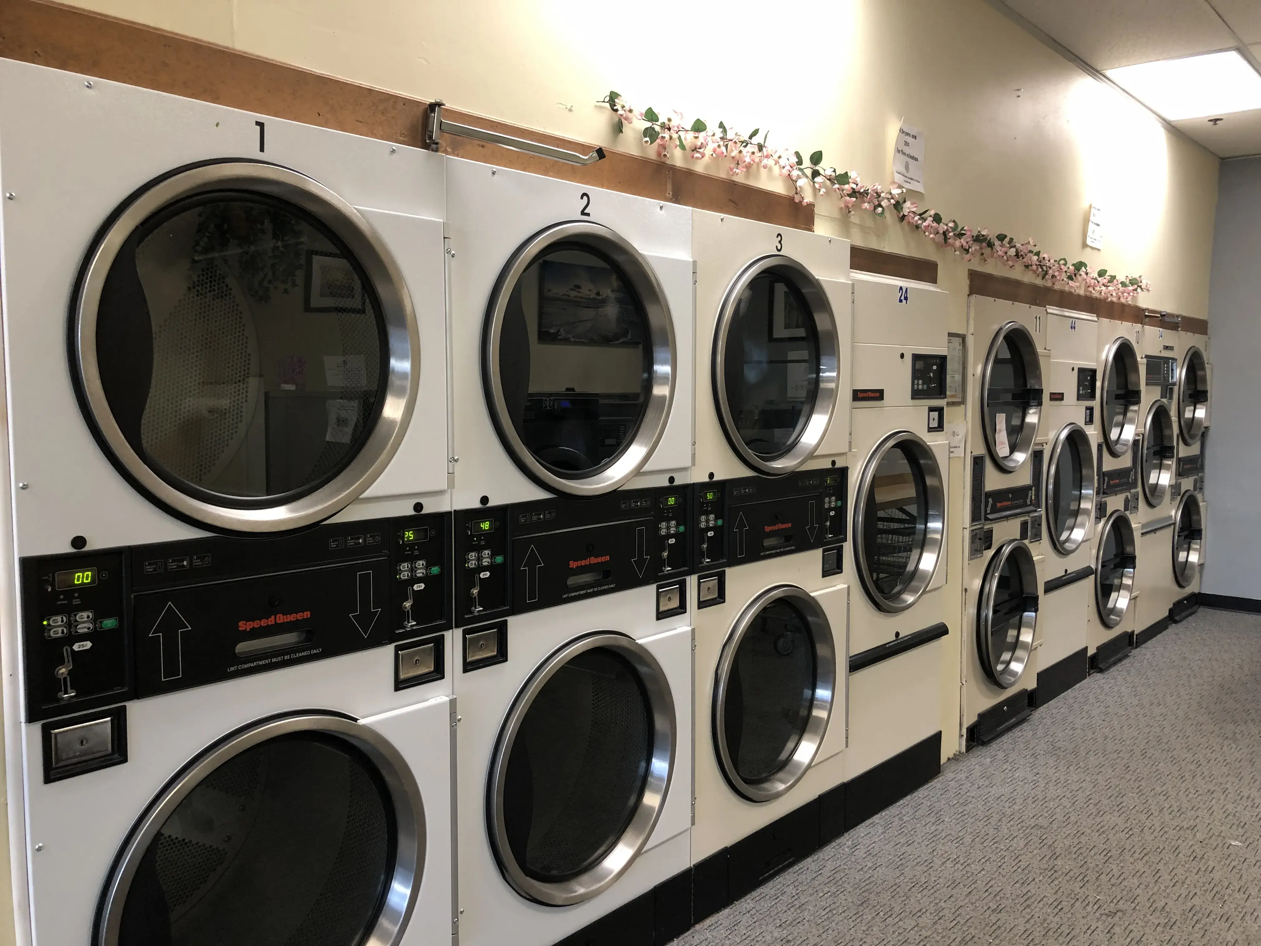 Scarborough Laundromat - Image 10