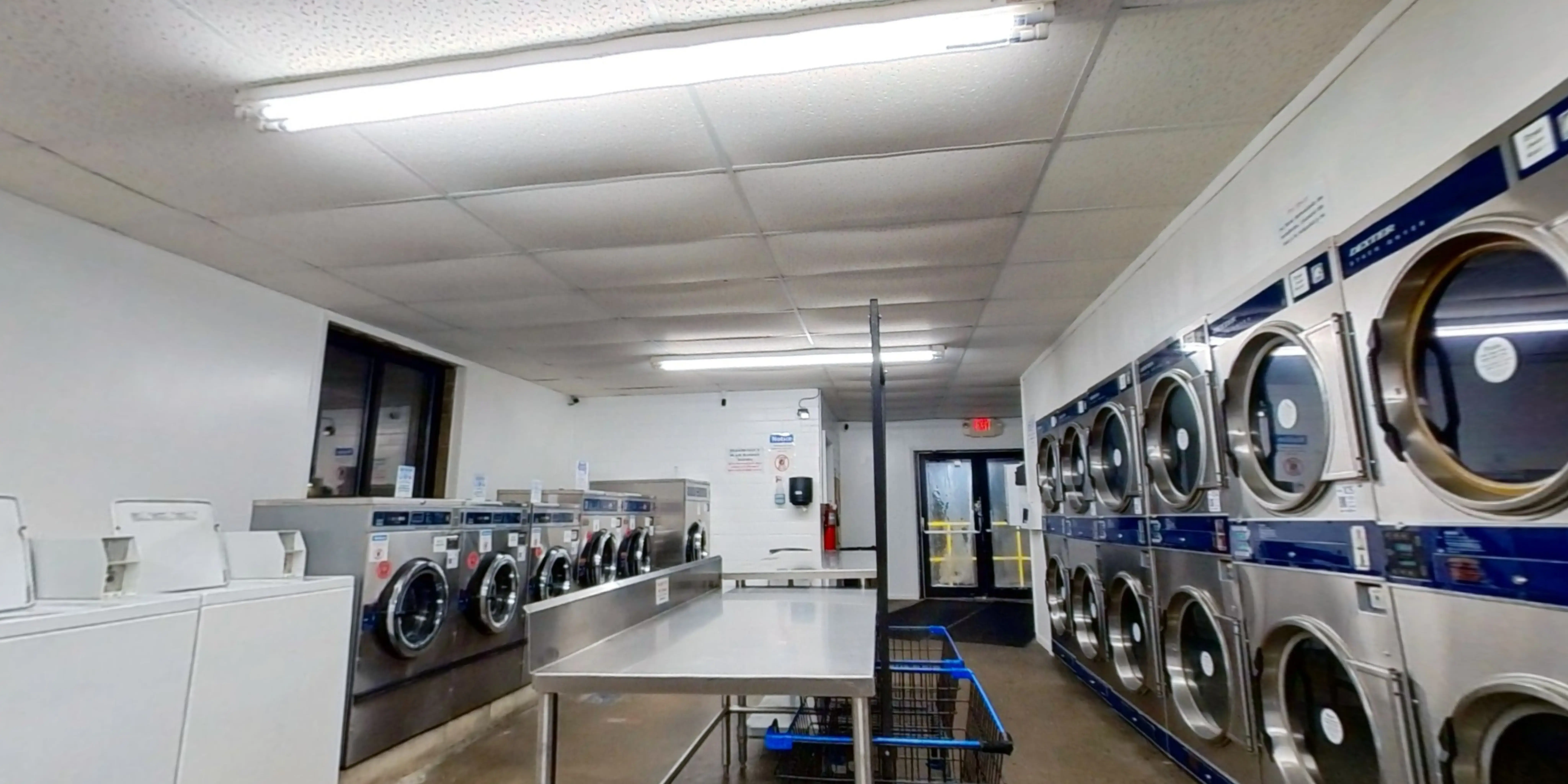 Scenic Suds Laundry - Image 14