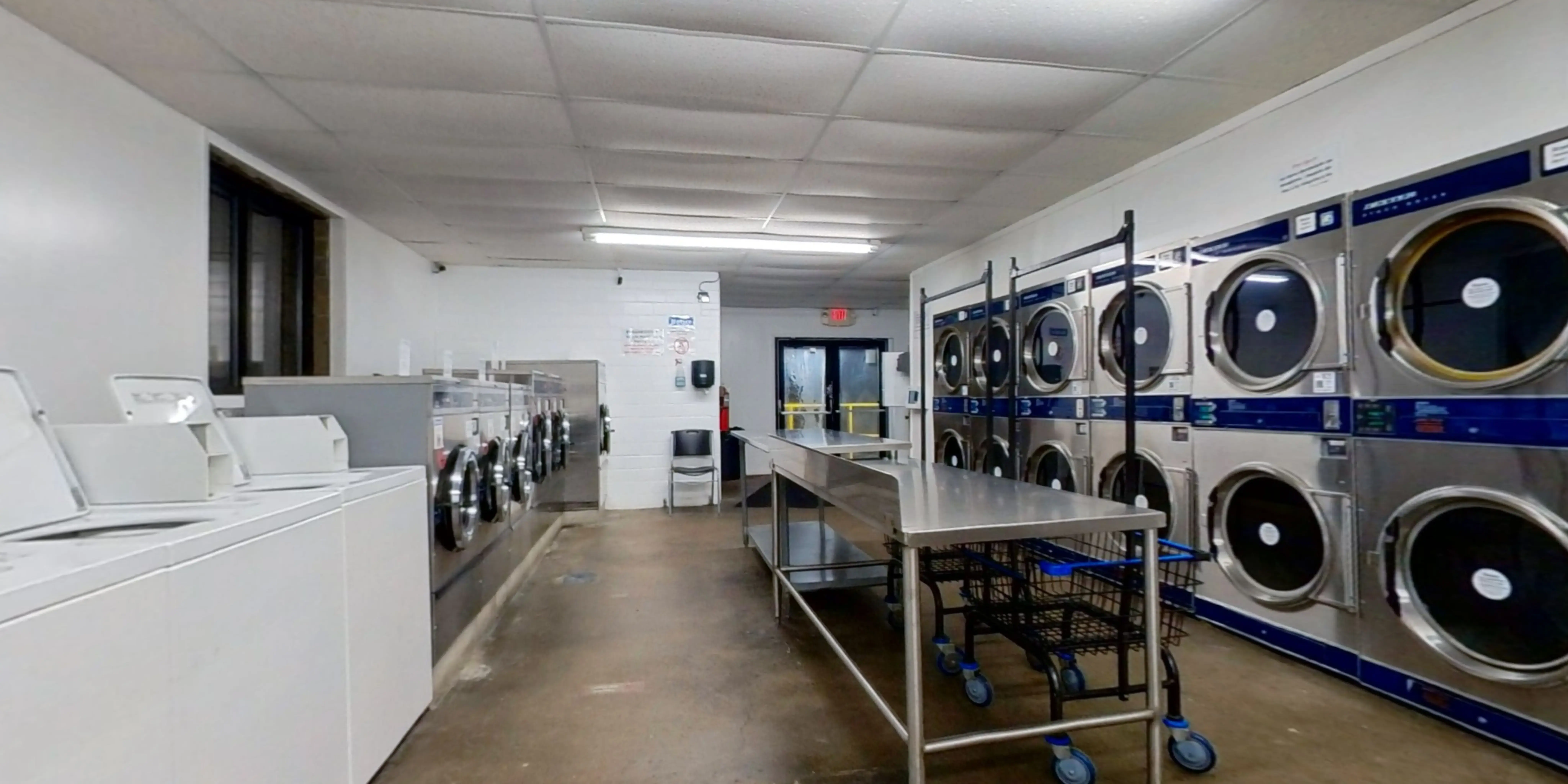 Scenic Suds Laundry - Image 16