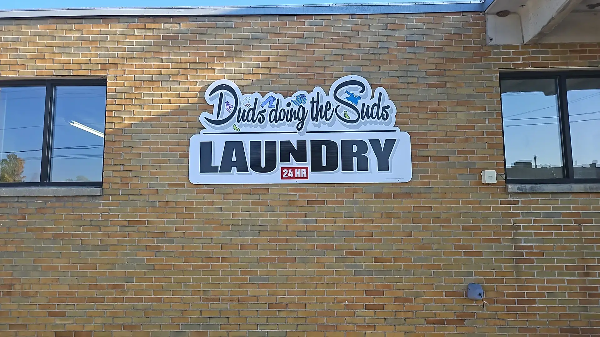Scenic Suds Laundry thumbnail 5