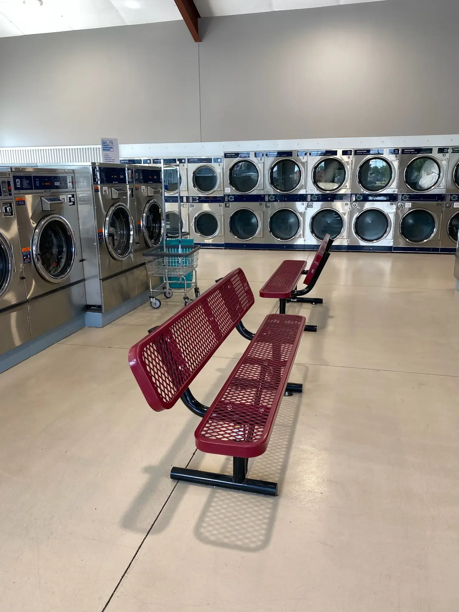 Scottbluff Laundromat thumbnail 10