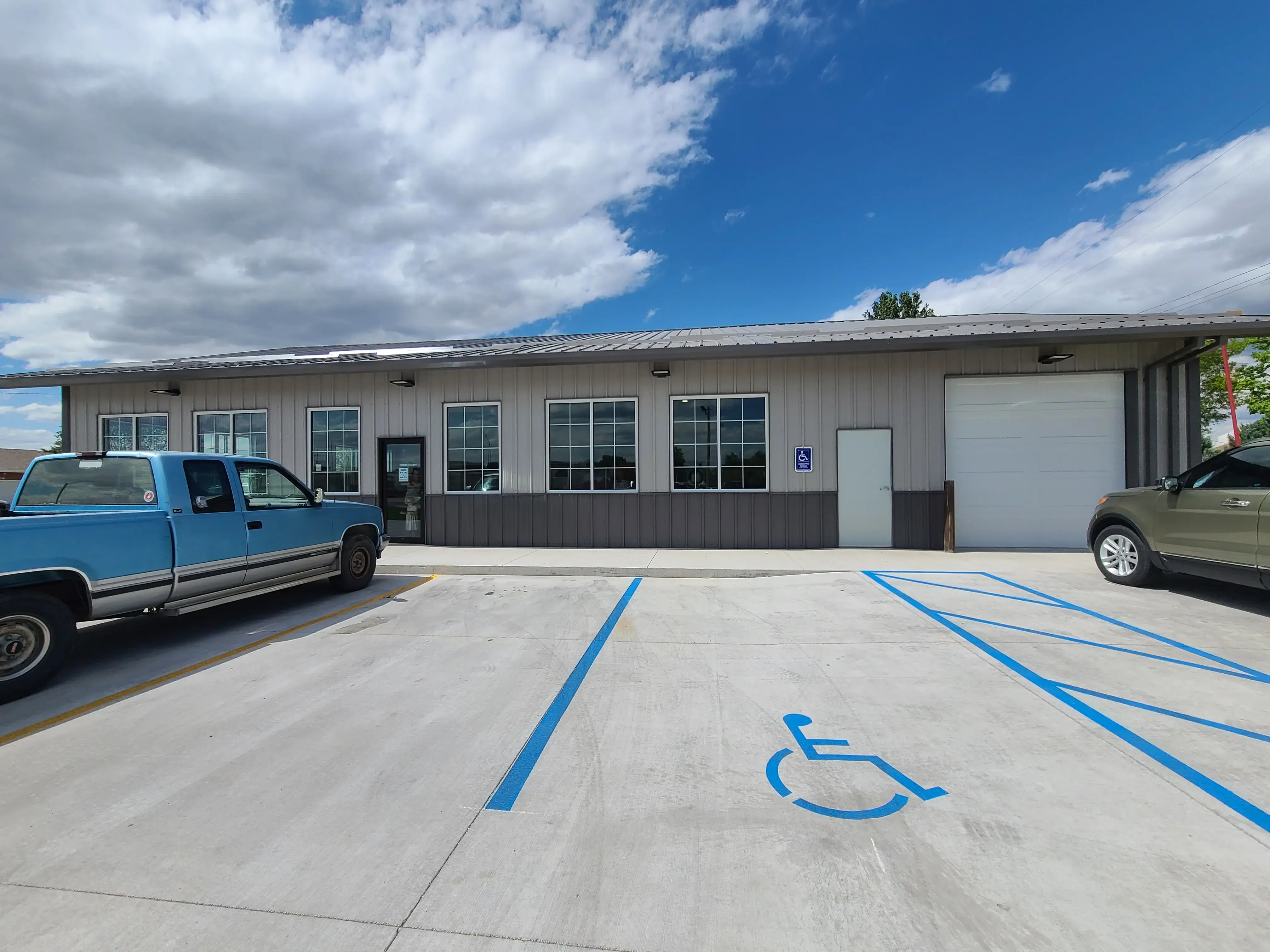 Scottbluff Laundromat - Image 4