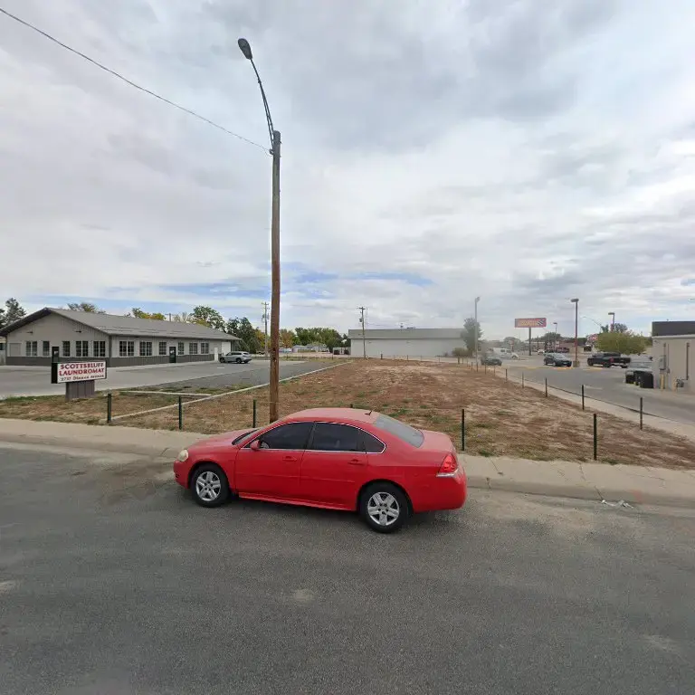 Scottbluff Laundromat thumbnail 17
