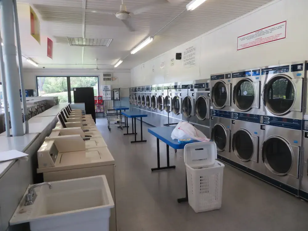Scottsville Laundry Land Laundromat - Image 3