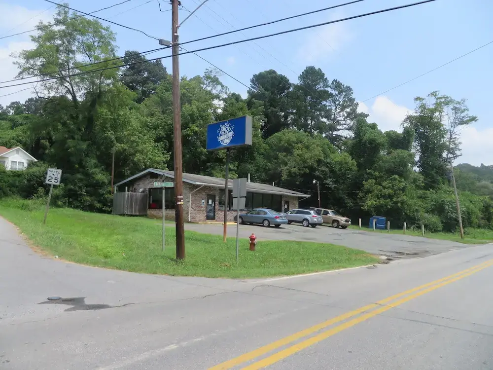 Scottsville Laundry Land Laundromat - Image 2