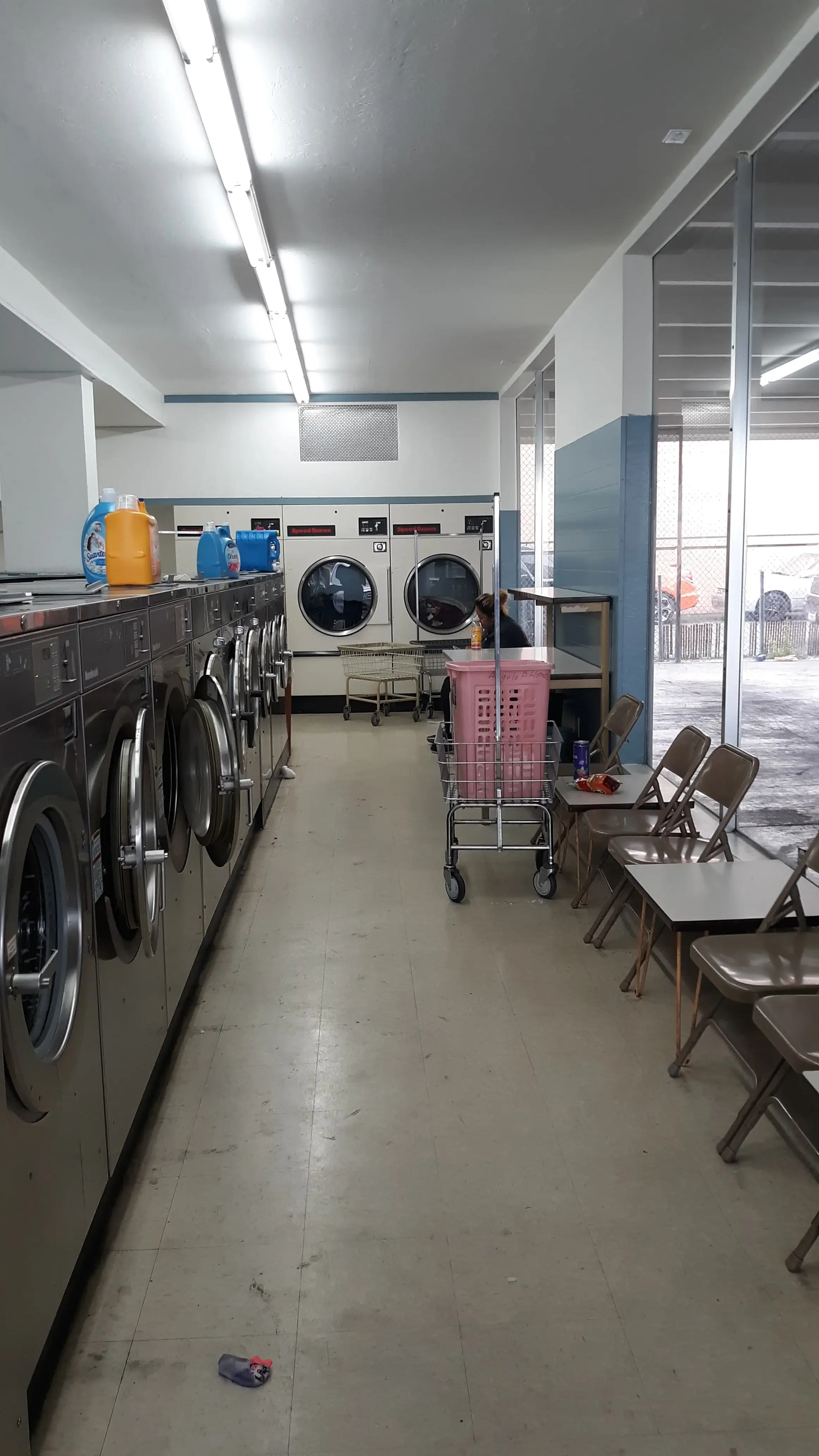 Scotty's Laundromat & Wash and Fold Services thumbnail 17