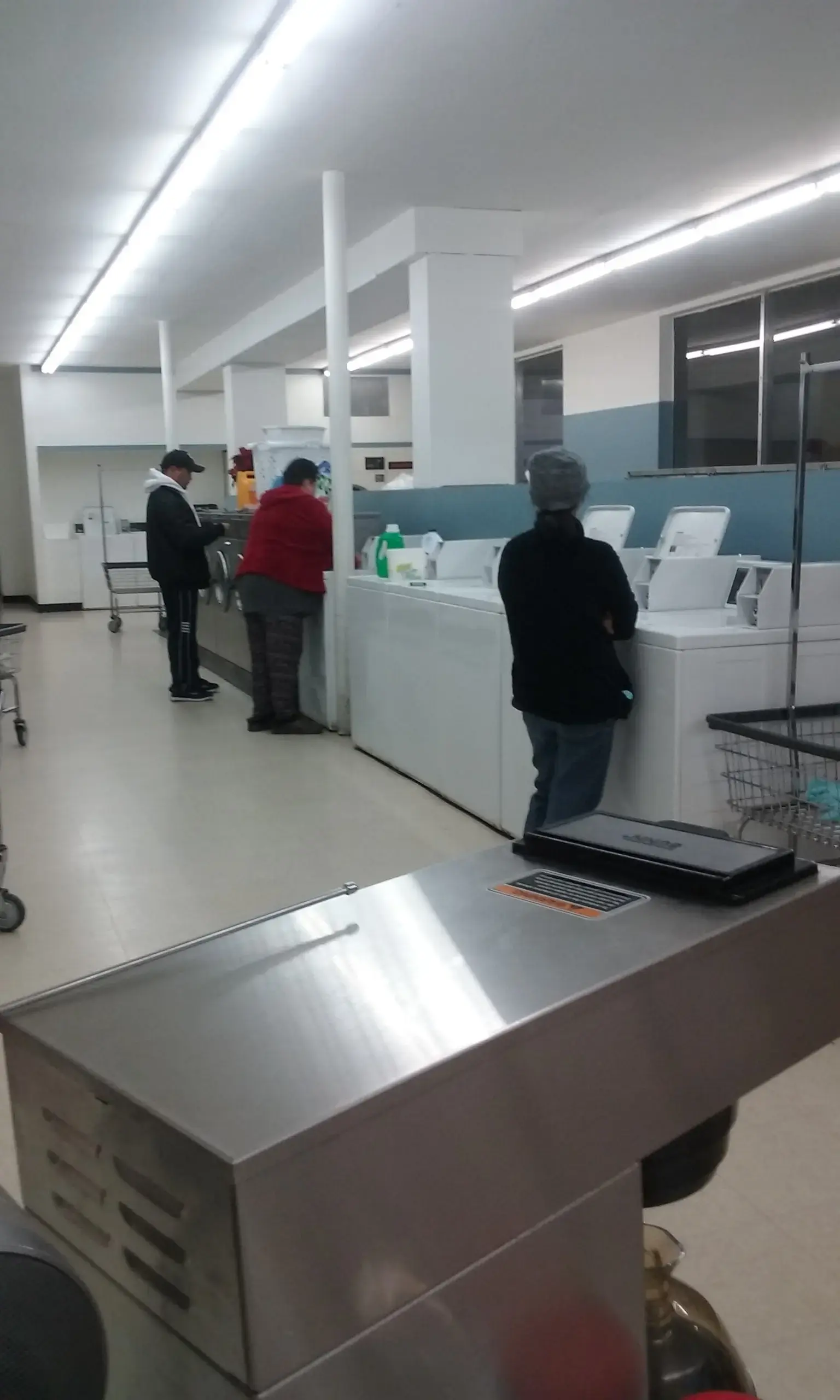 Scotty's Laundromat & Wash and Fold Services - Image 11