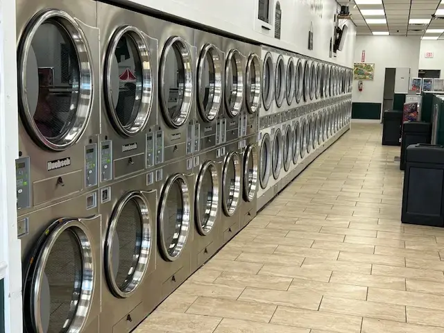 Scrub-A-Duds Laundry thumbnail 16