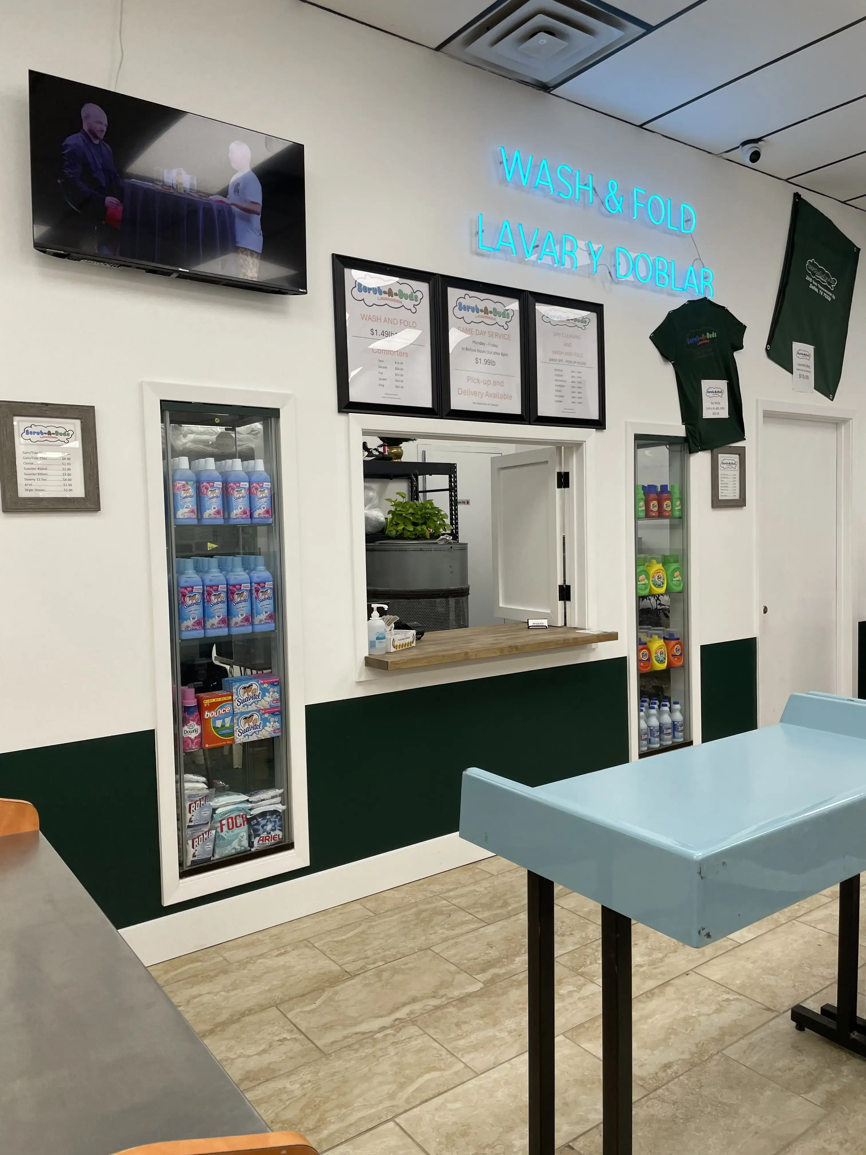 Scrub-A-Duds Laundry - Image 10