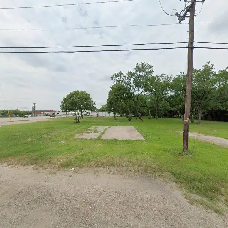 Scrub Tub Laundromat - Image 1