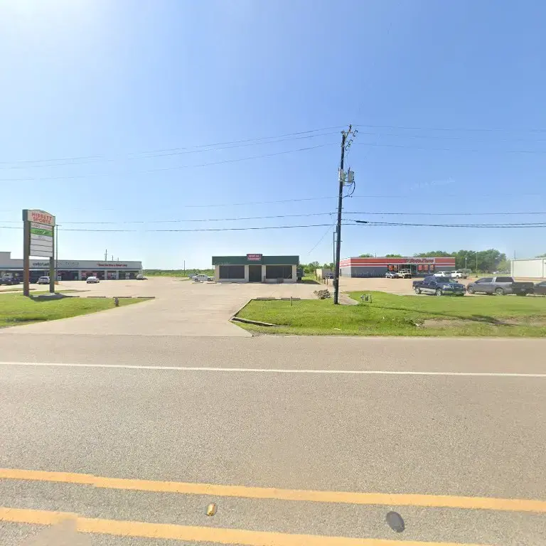 Scrub-Tub Laundromat - Image 5