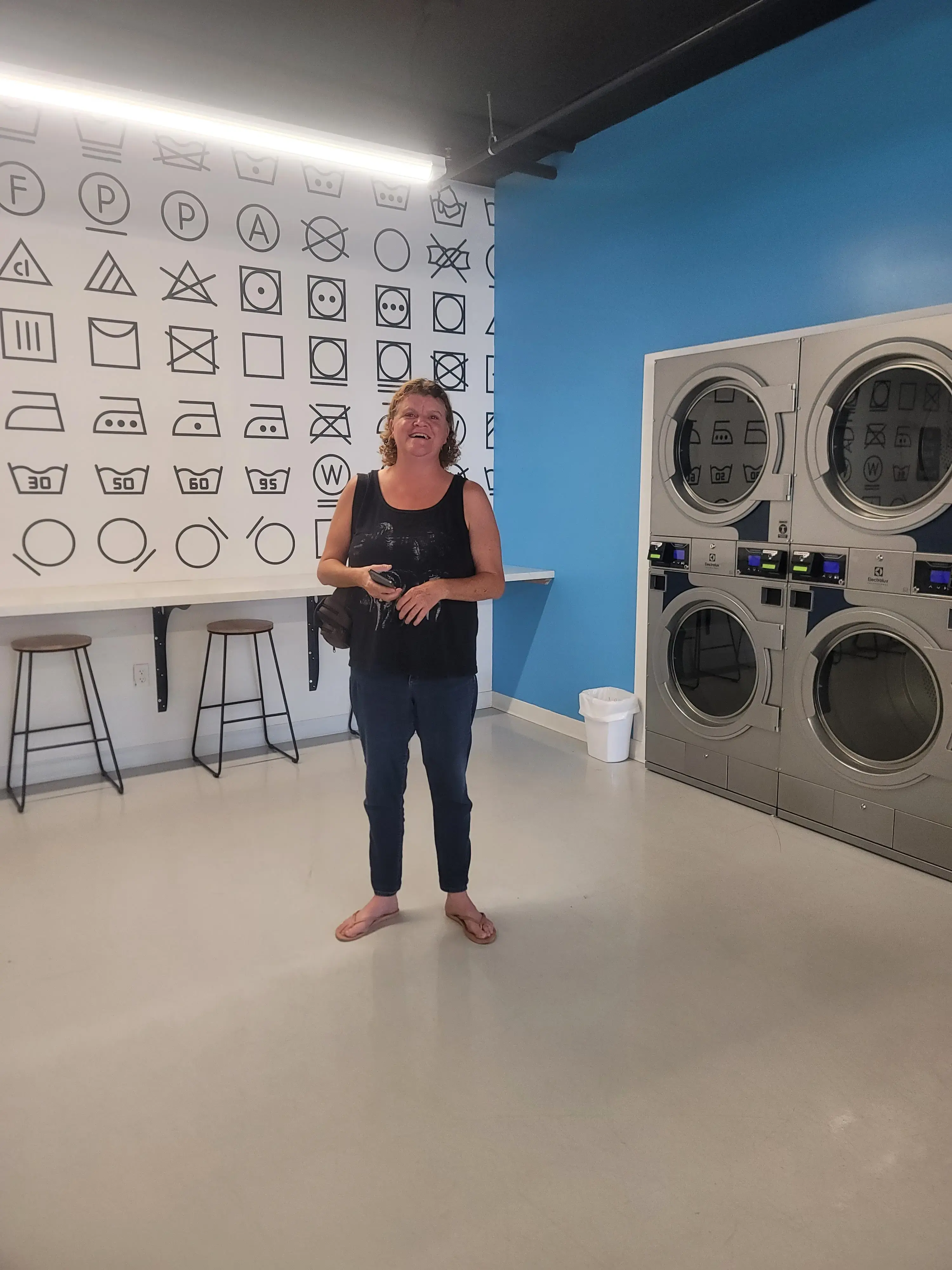 Scrubbie's Laundromat - Image 20