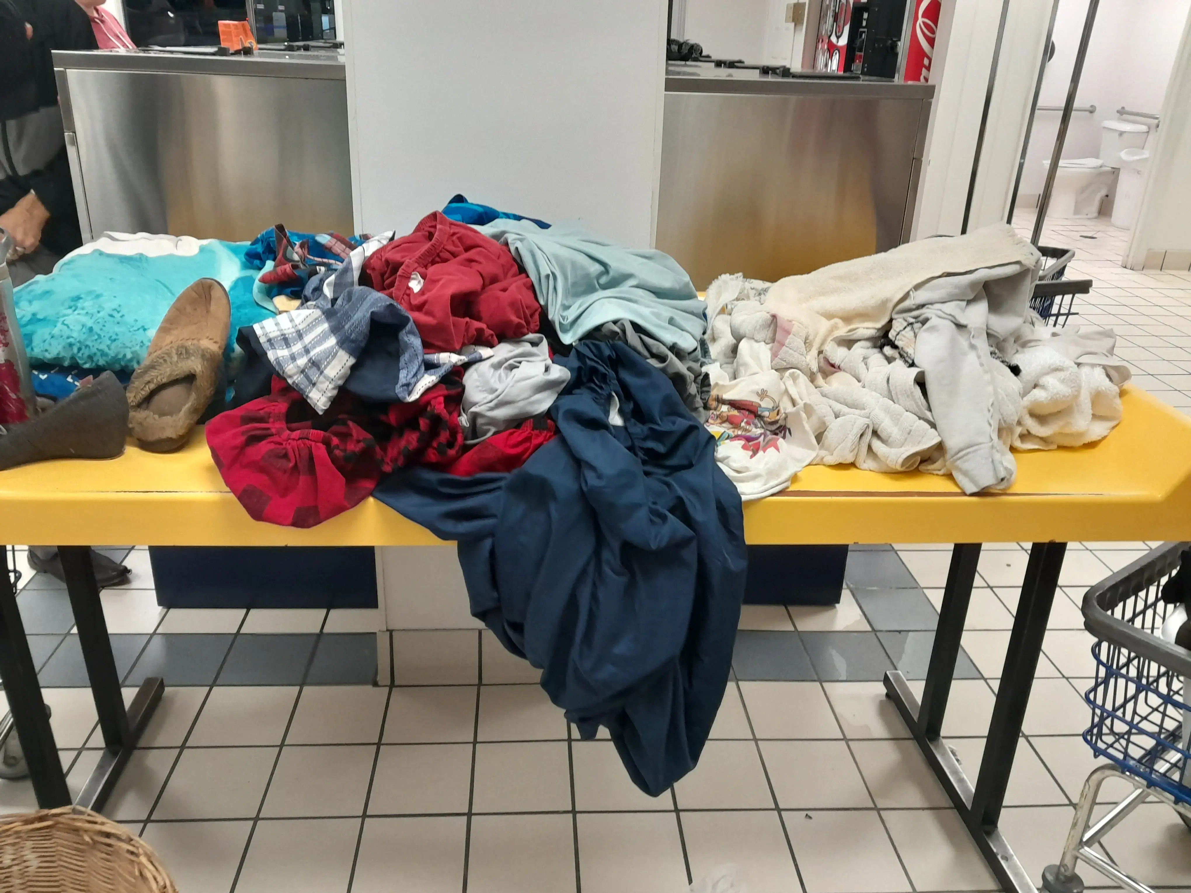 Scrubbies Wash USA Laundry - Gilmer St - Image 7
