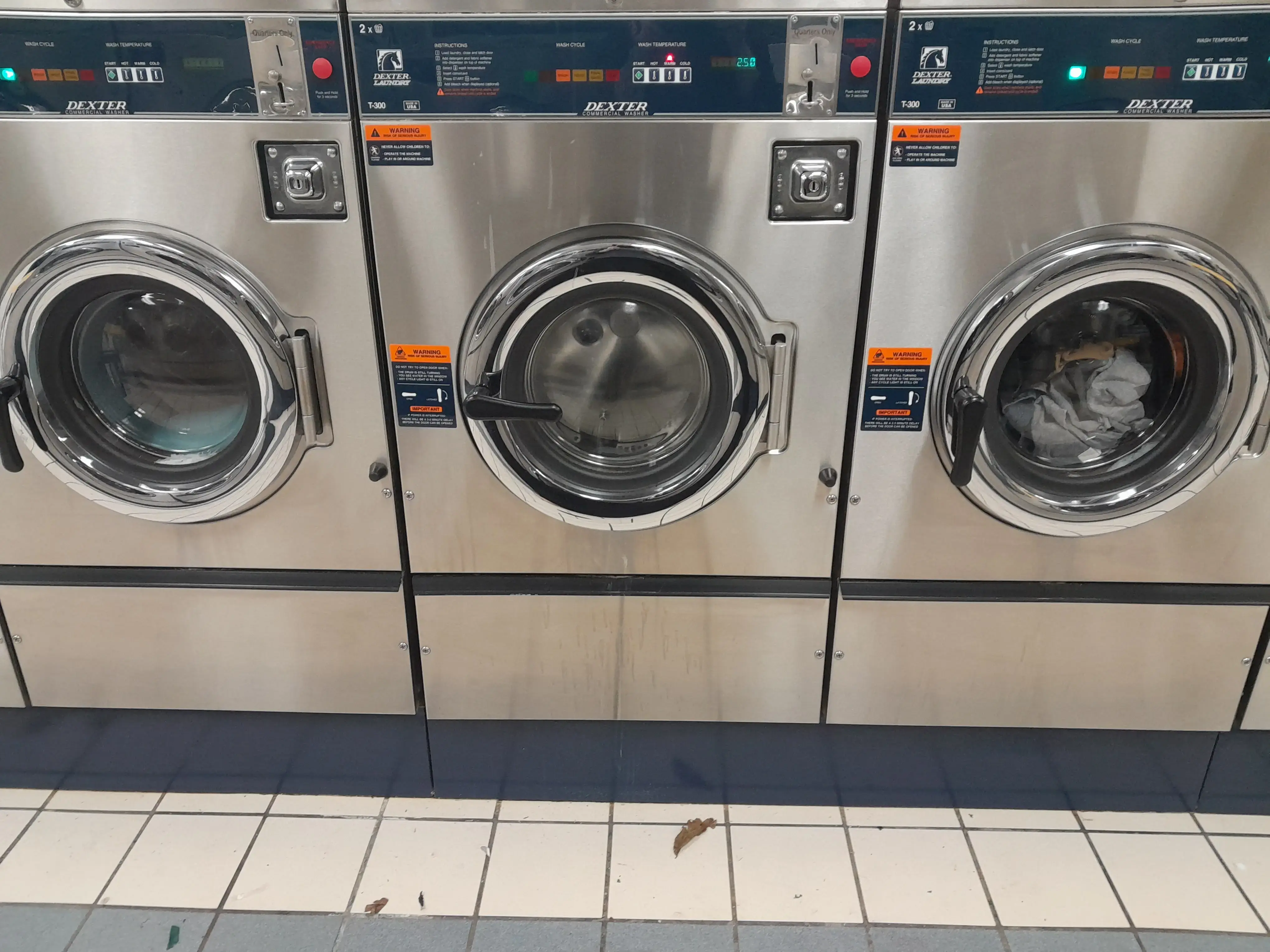 Scrubbies Wash USA Laundry - Gilmer St - Image 8