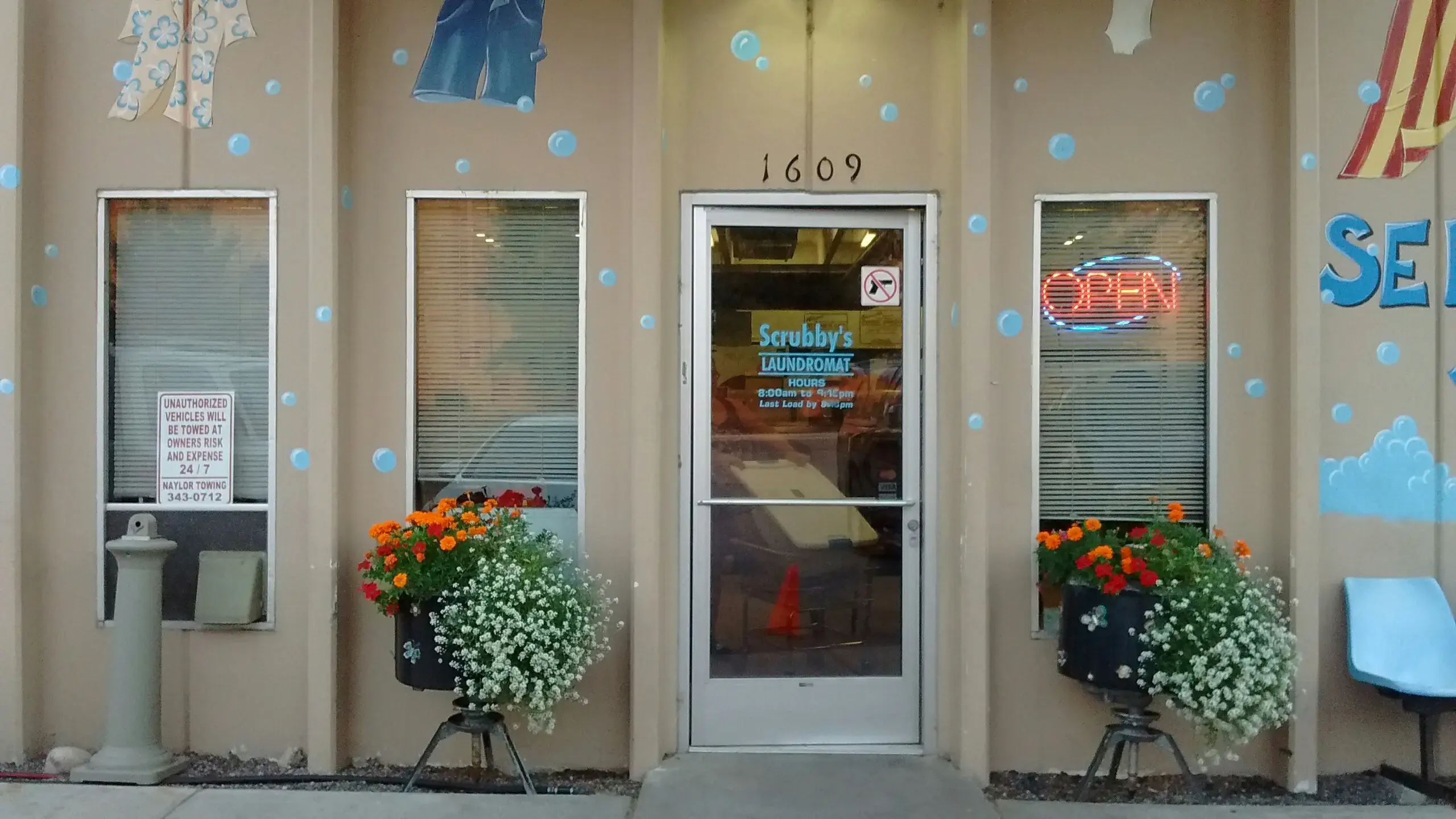 Scrubby's Laundry Center - Image 18