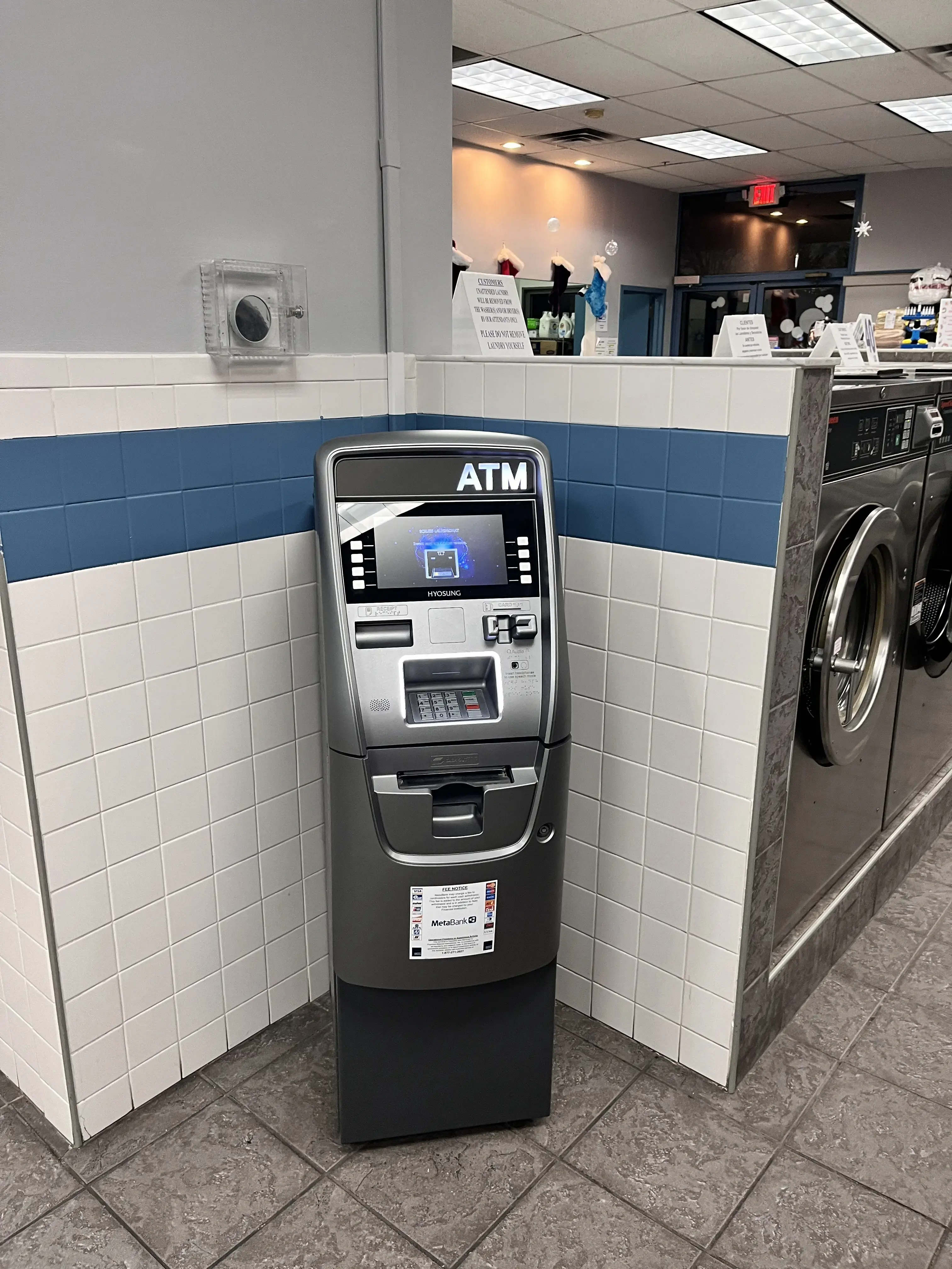 Scrubs Laundromat thumbnail 6