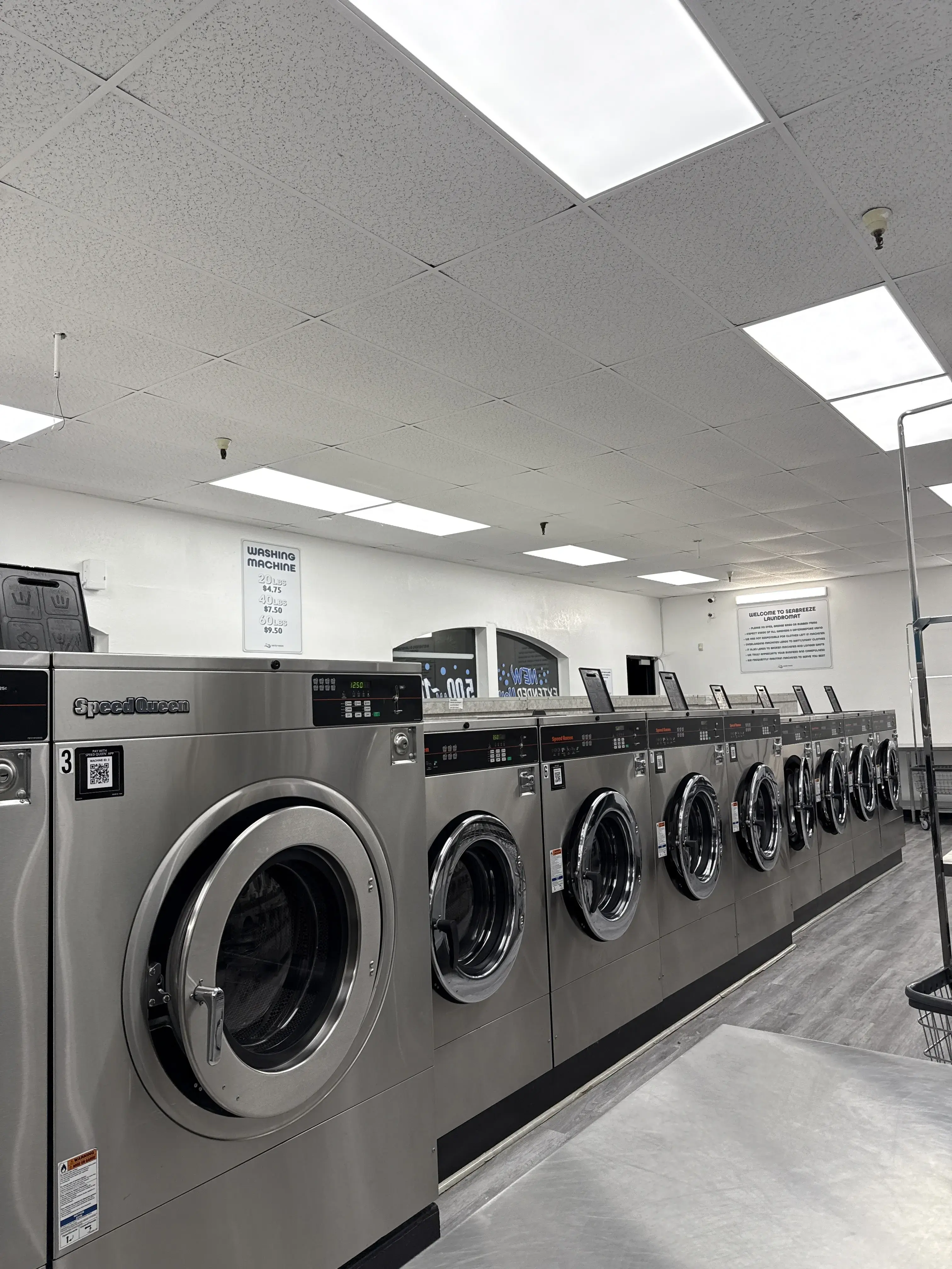 Seabreeze Laundry - Pacifica Laundromat - Image 5