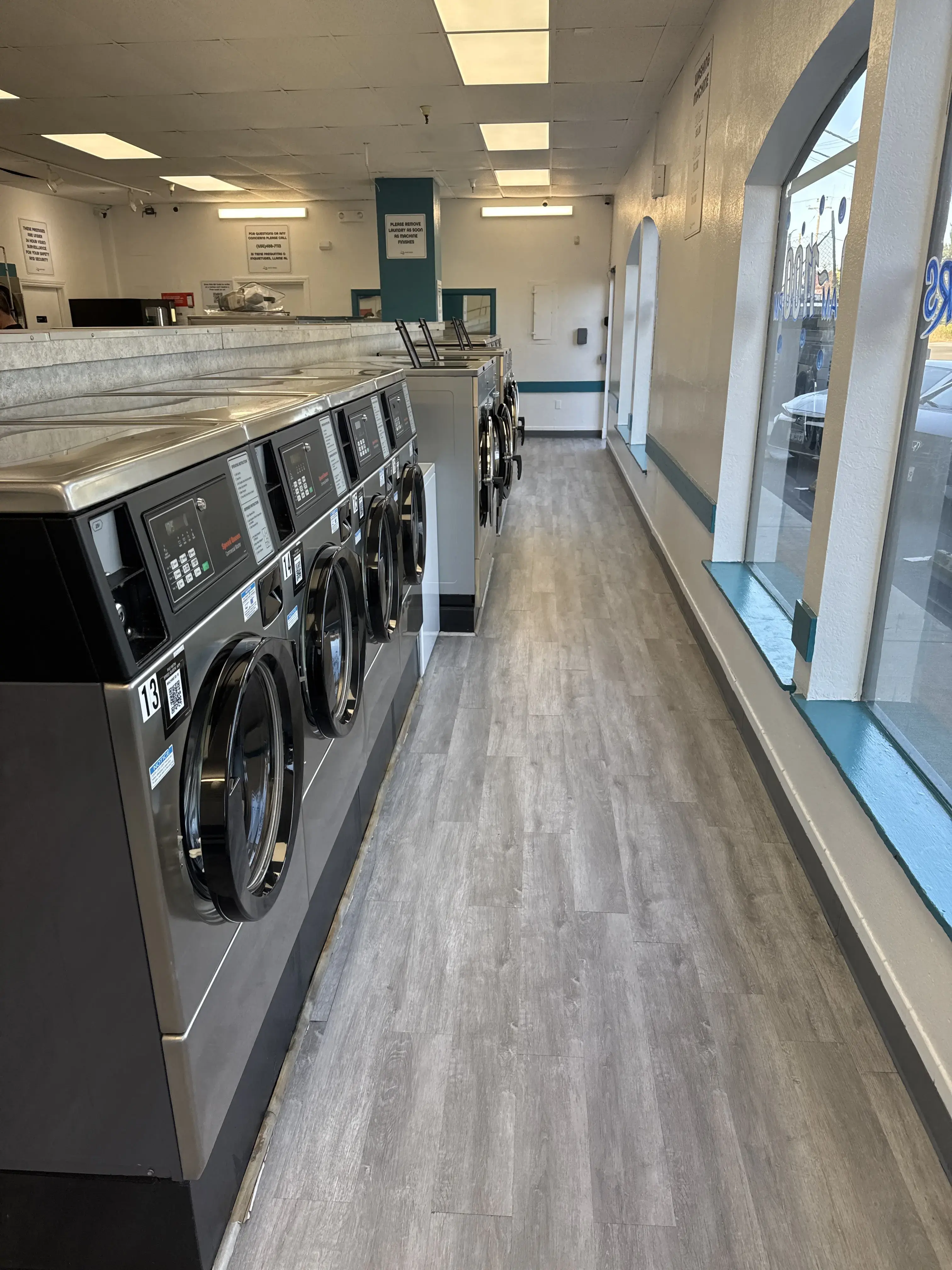 Seabreeze Laundry - Pacifica Laundromat location