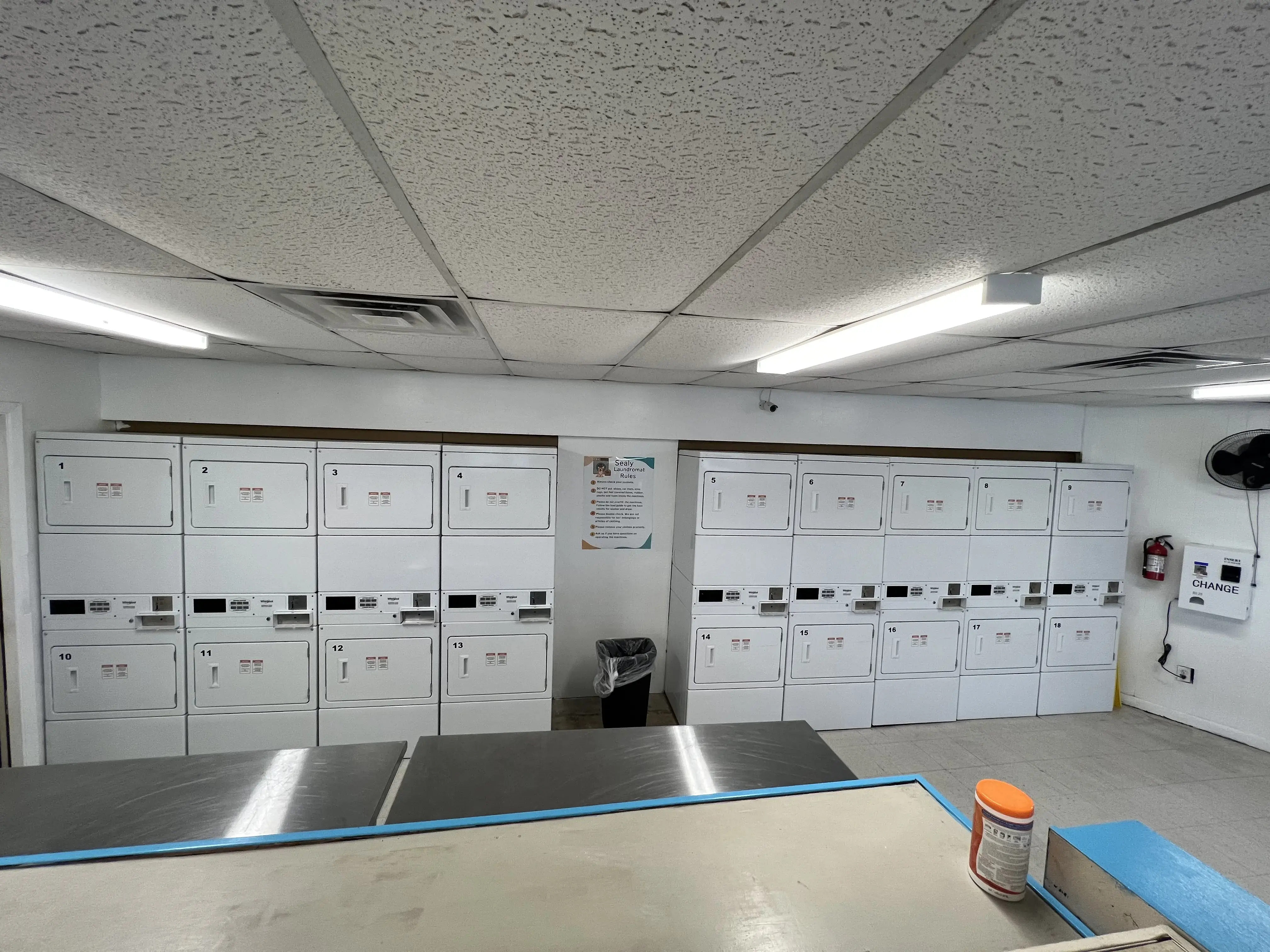 Sealy Laundromat - Image 4