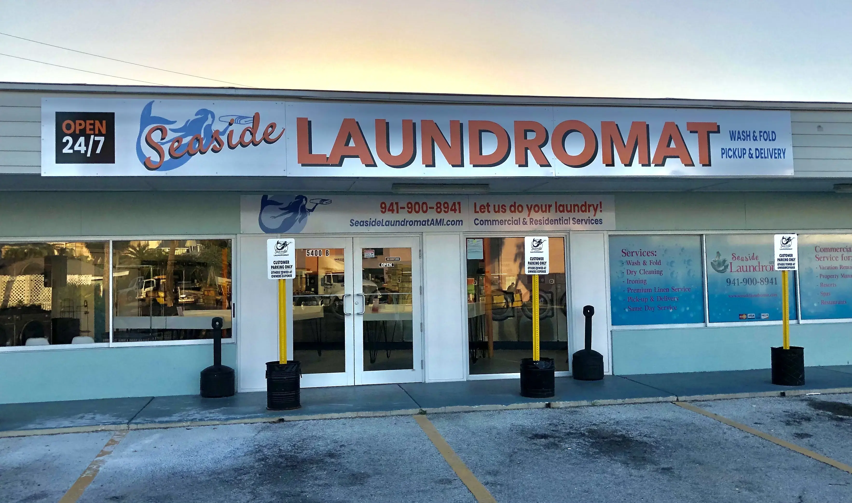 Seaside Laundromat - Image 4