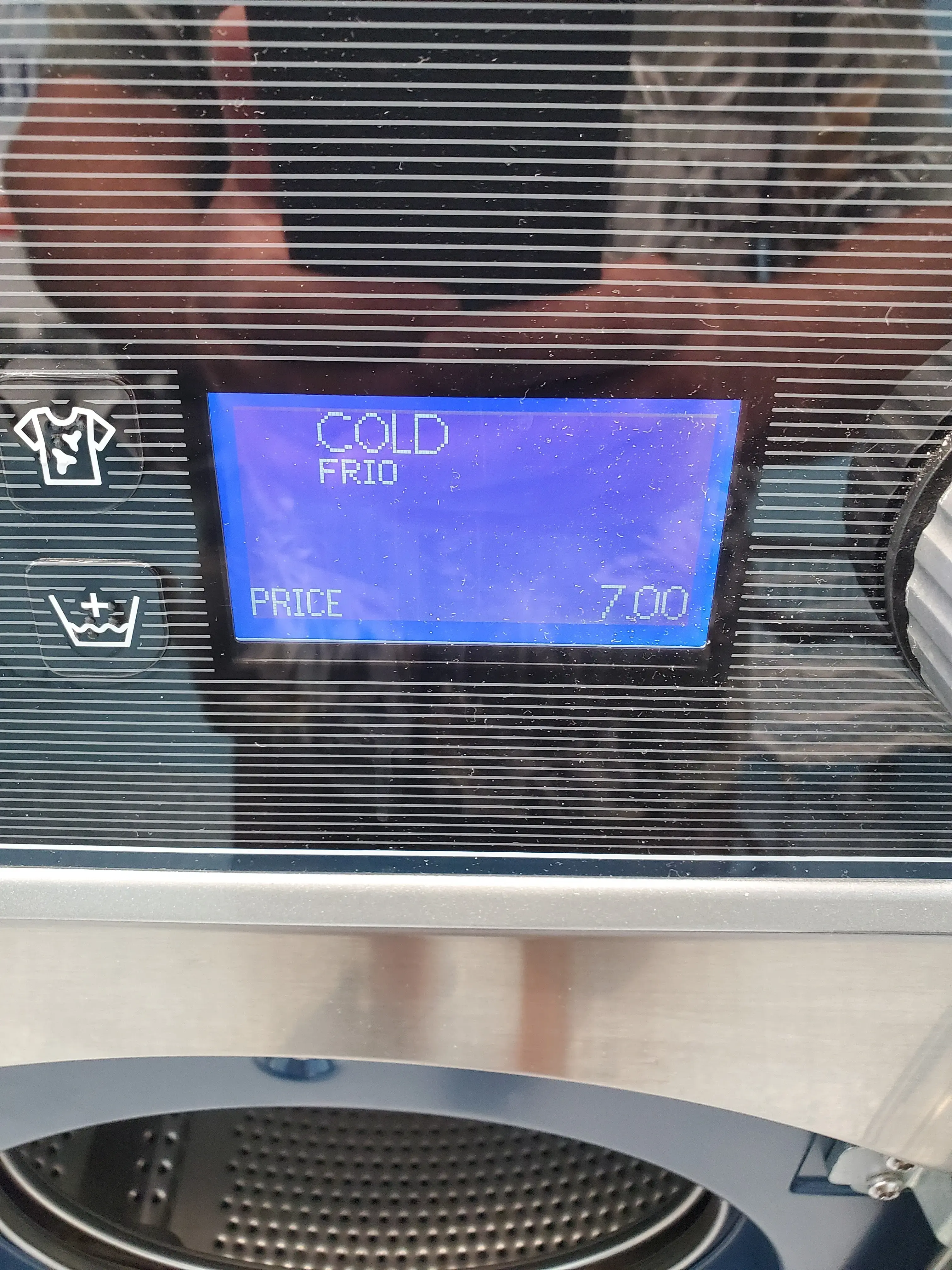 Seaside Laundromat thumbnail 6