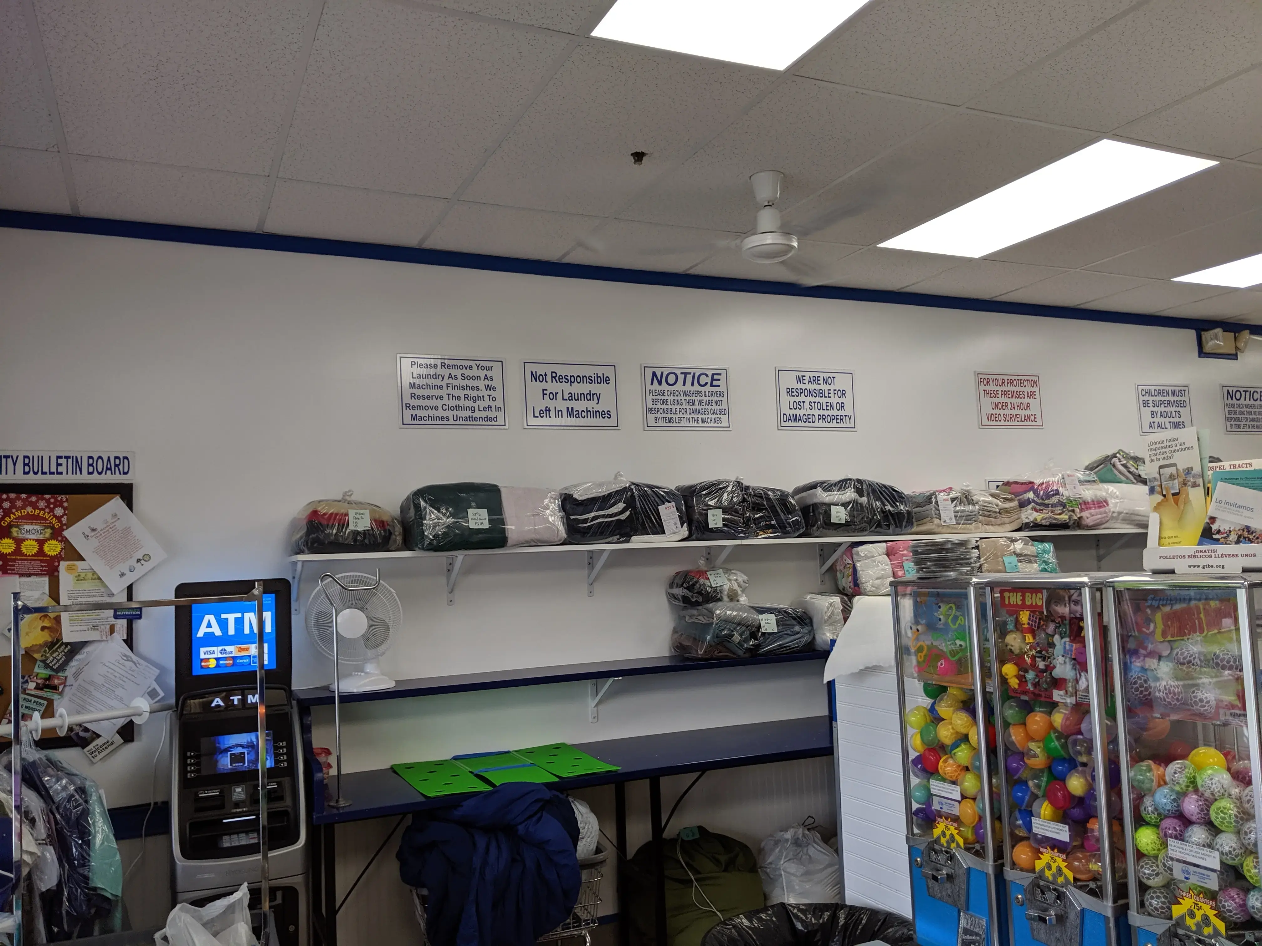 Selden Laundromat thumbnail 5