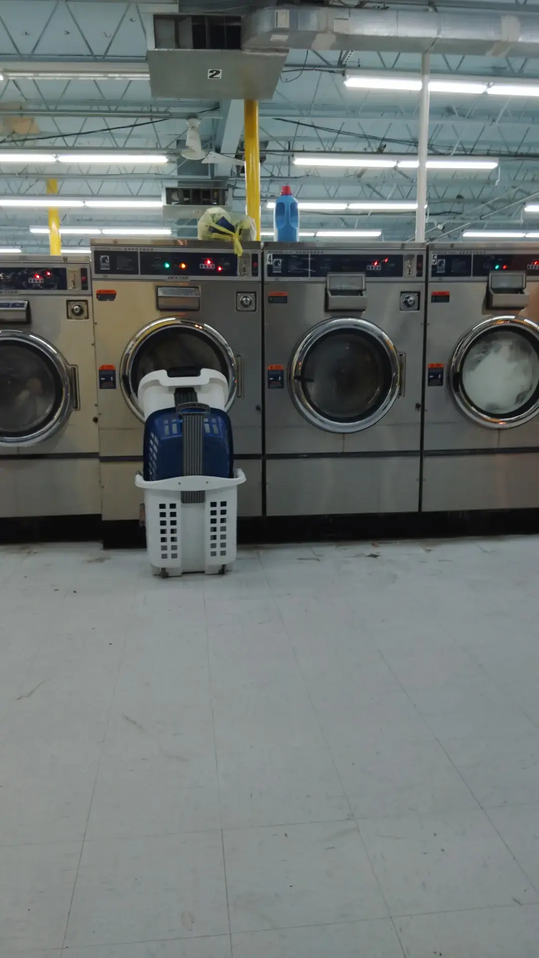 Select Coin Laundry - Image 5