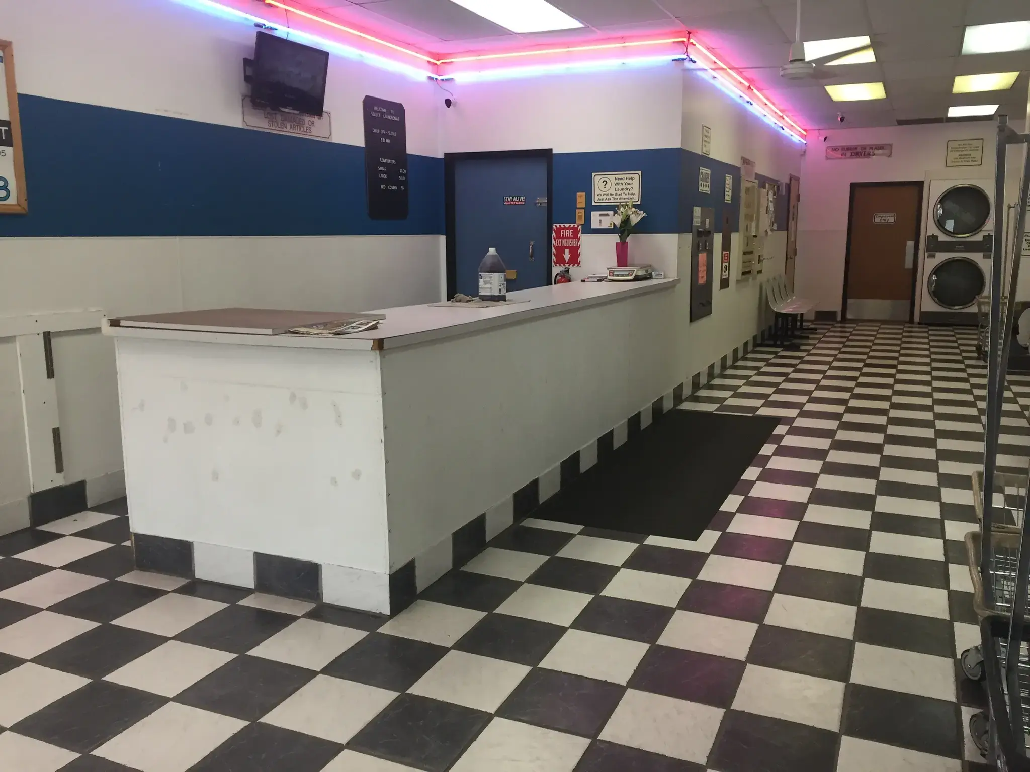 Select Laundry - Image 3