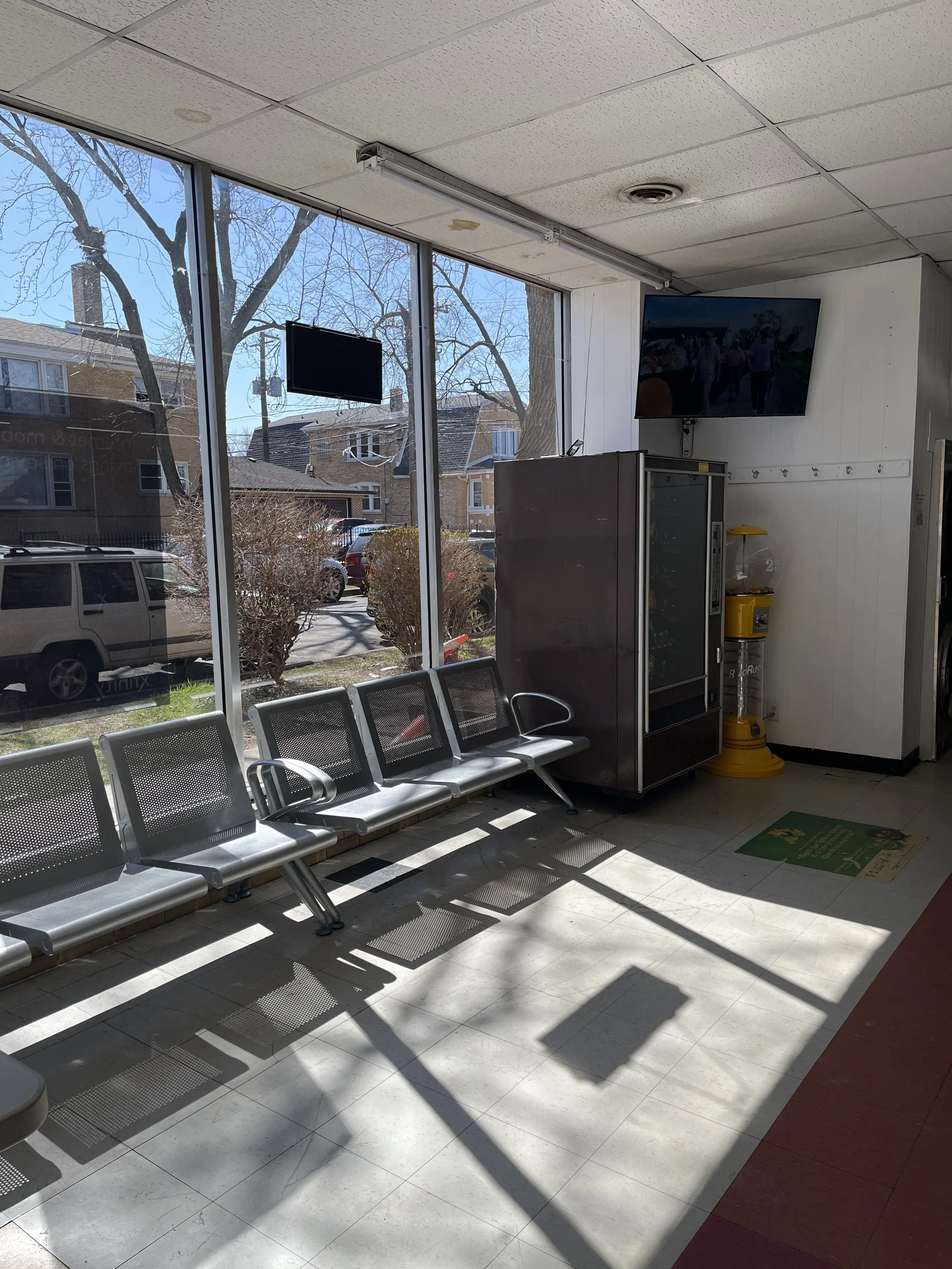Self-Laundry / Coin Laundry - Image 18