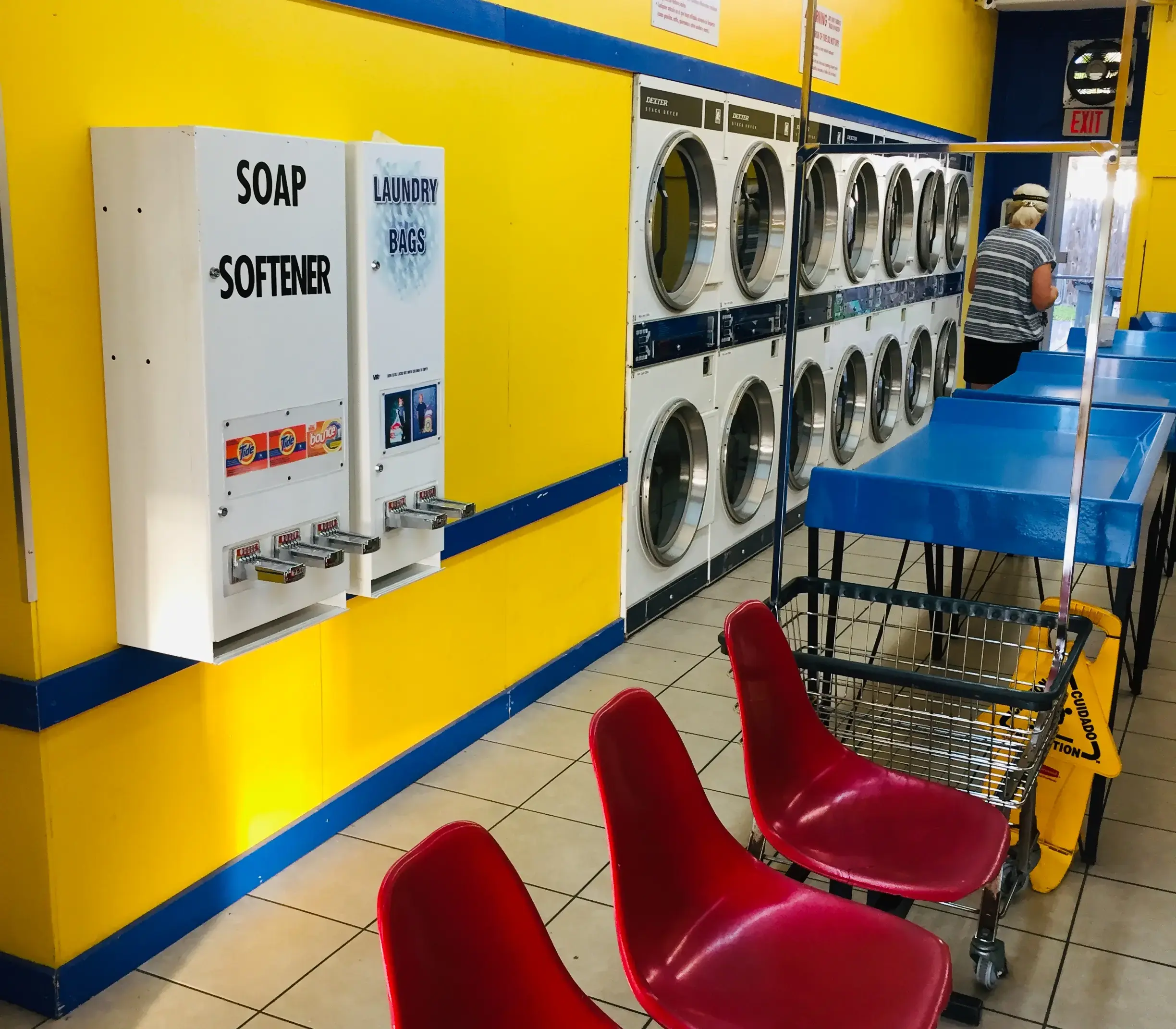 Self-Service Laundromat Highland Ave thumbnail 9
