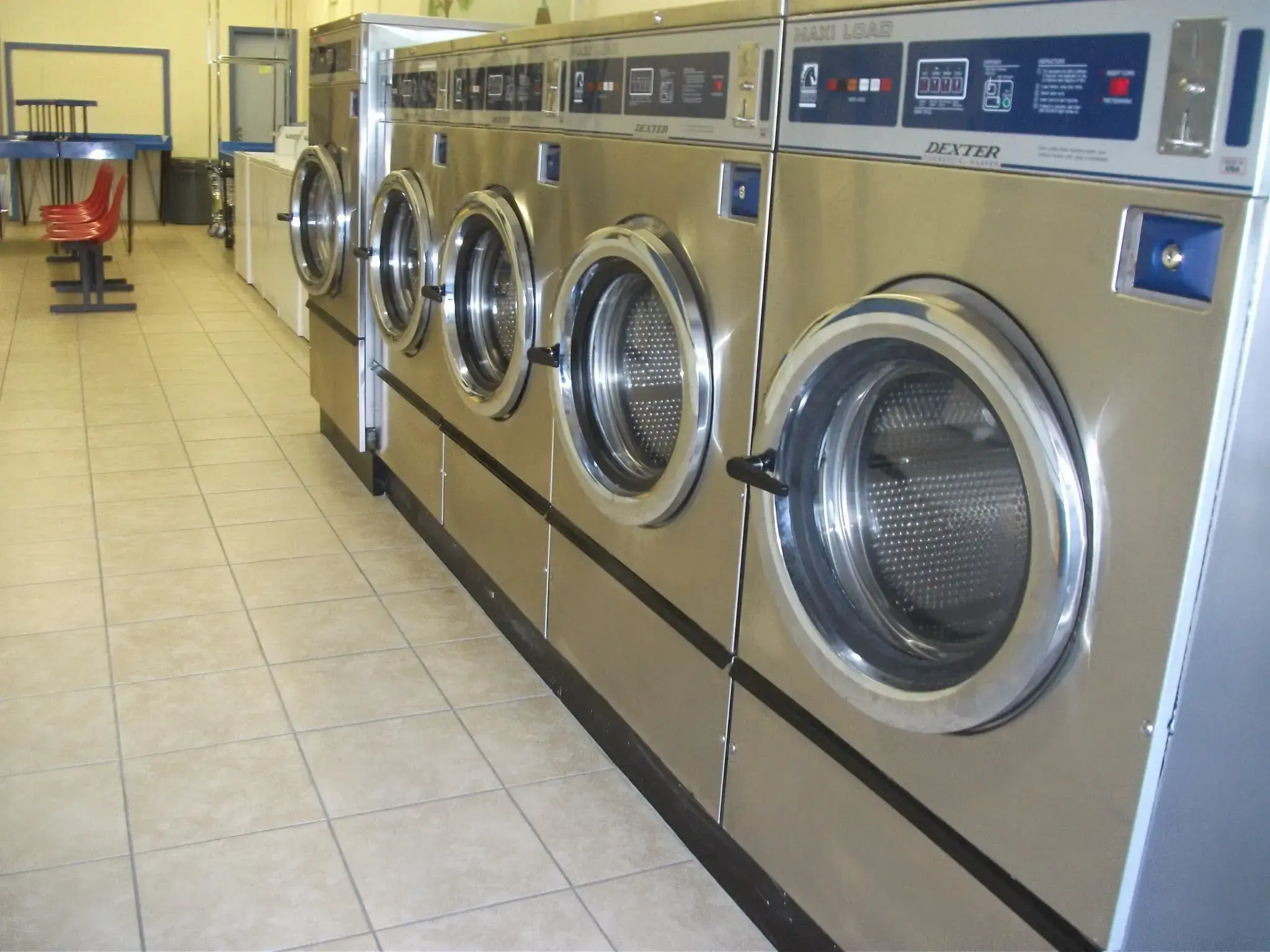 Self-Service Laundromat Highland Ave - Image 13