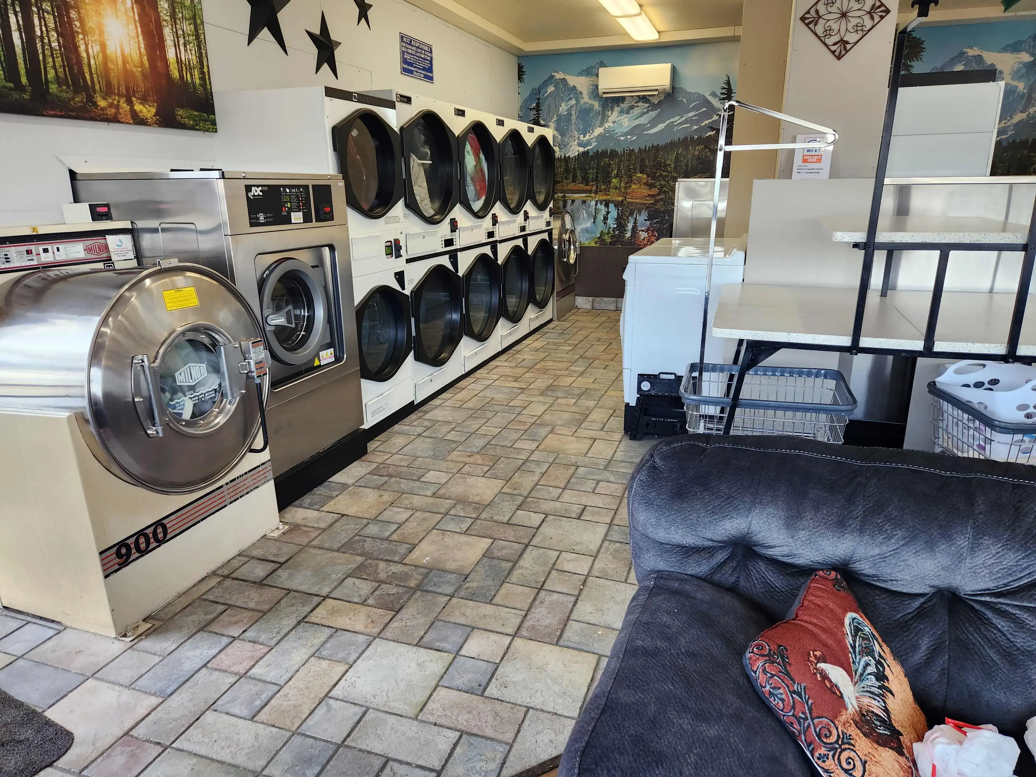 Seltice Laundry & Dry Cleaning thumbnail 2