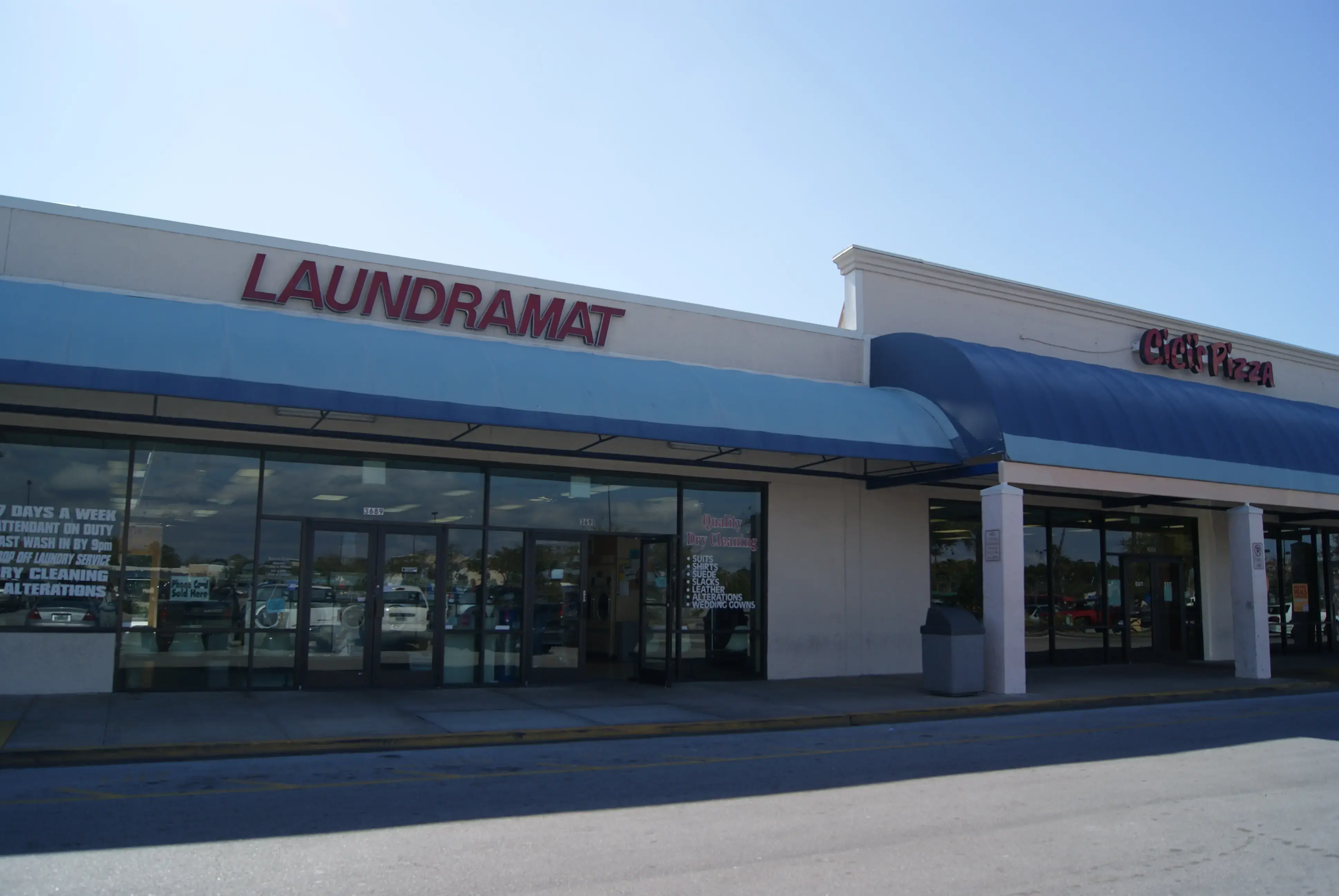 Seminole Center Laundromat thumbnail 17