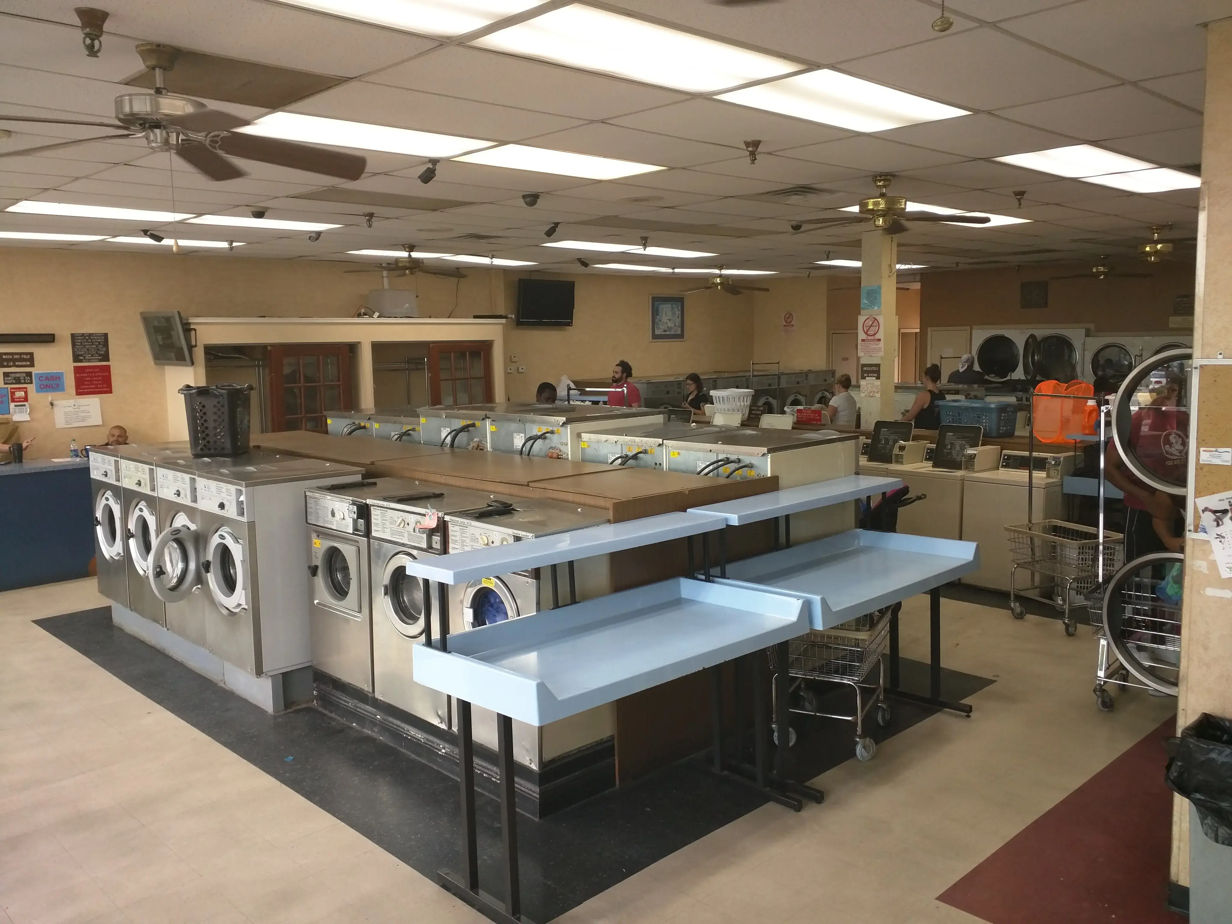 Seminole Center Laundromat thumbnail 11