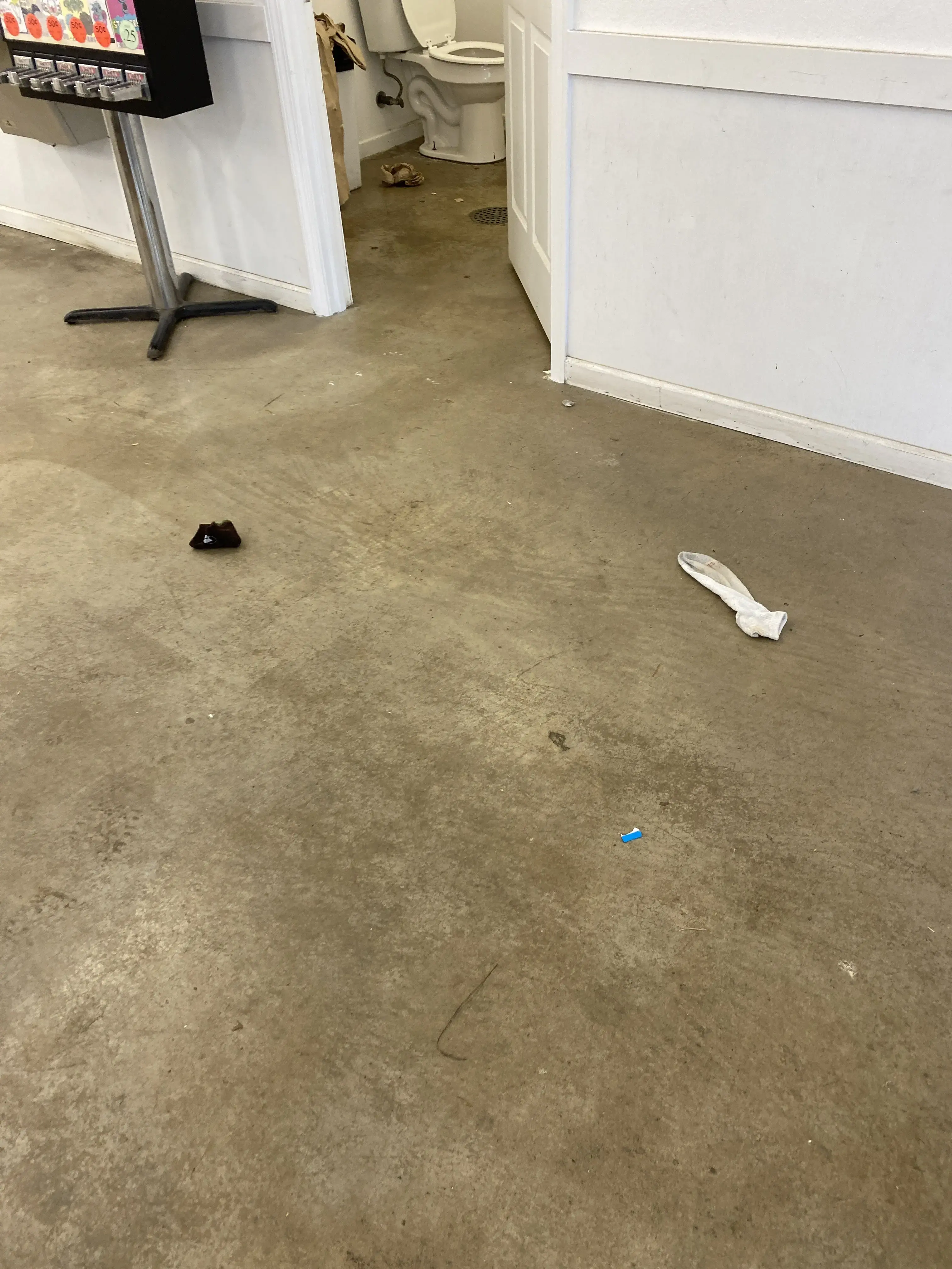 SEMO Suds Laundromat thumbnail 5