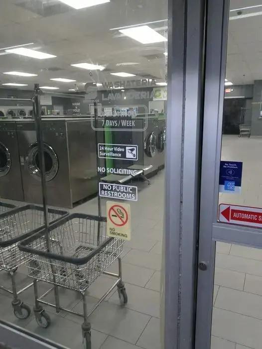 Senor Suds Washateria - Pasadena thumbnail 14