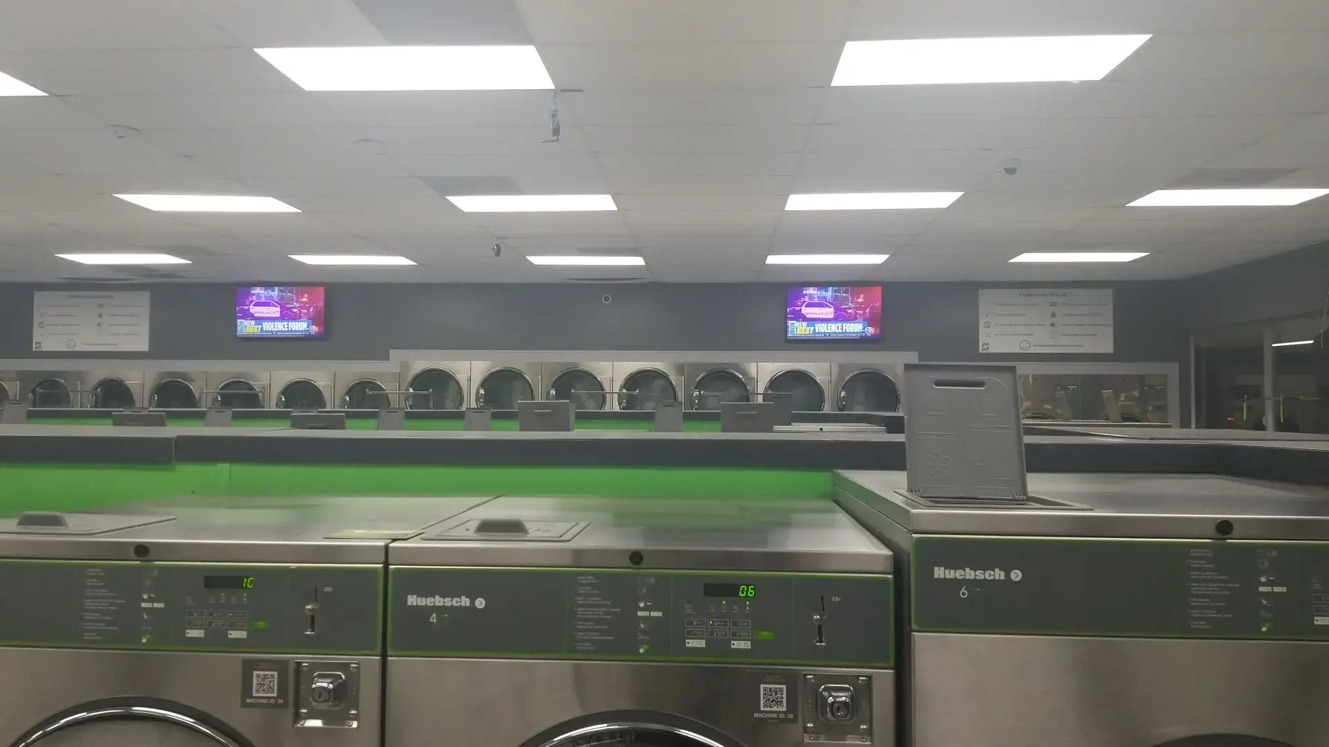 Senor Suds Washateria - Pasadena thumbnail 16