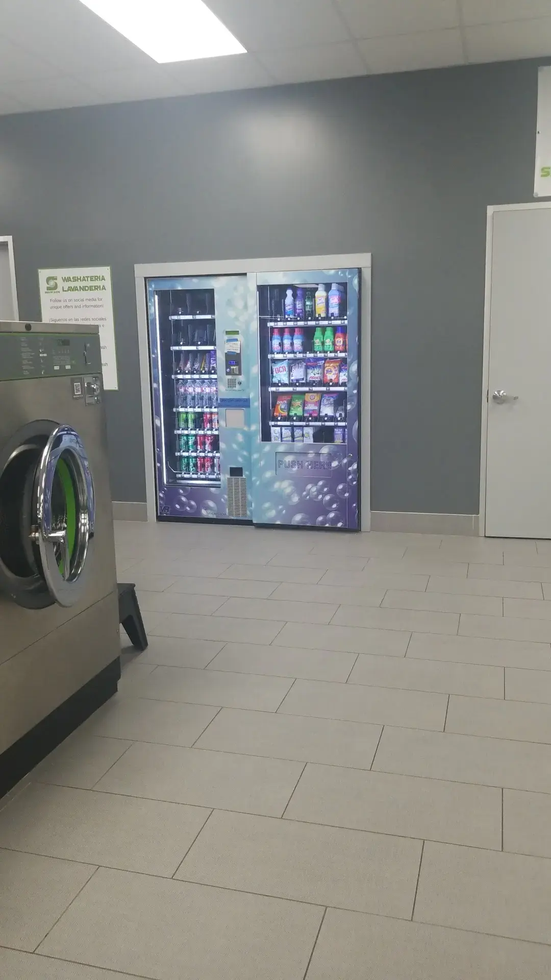 Senor Suds Washateria - Pasadena thumbnail 13