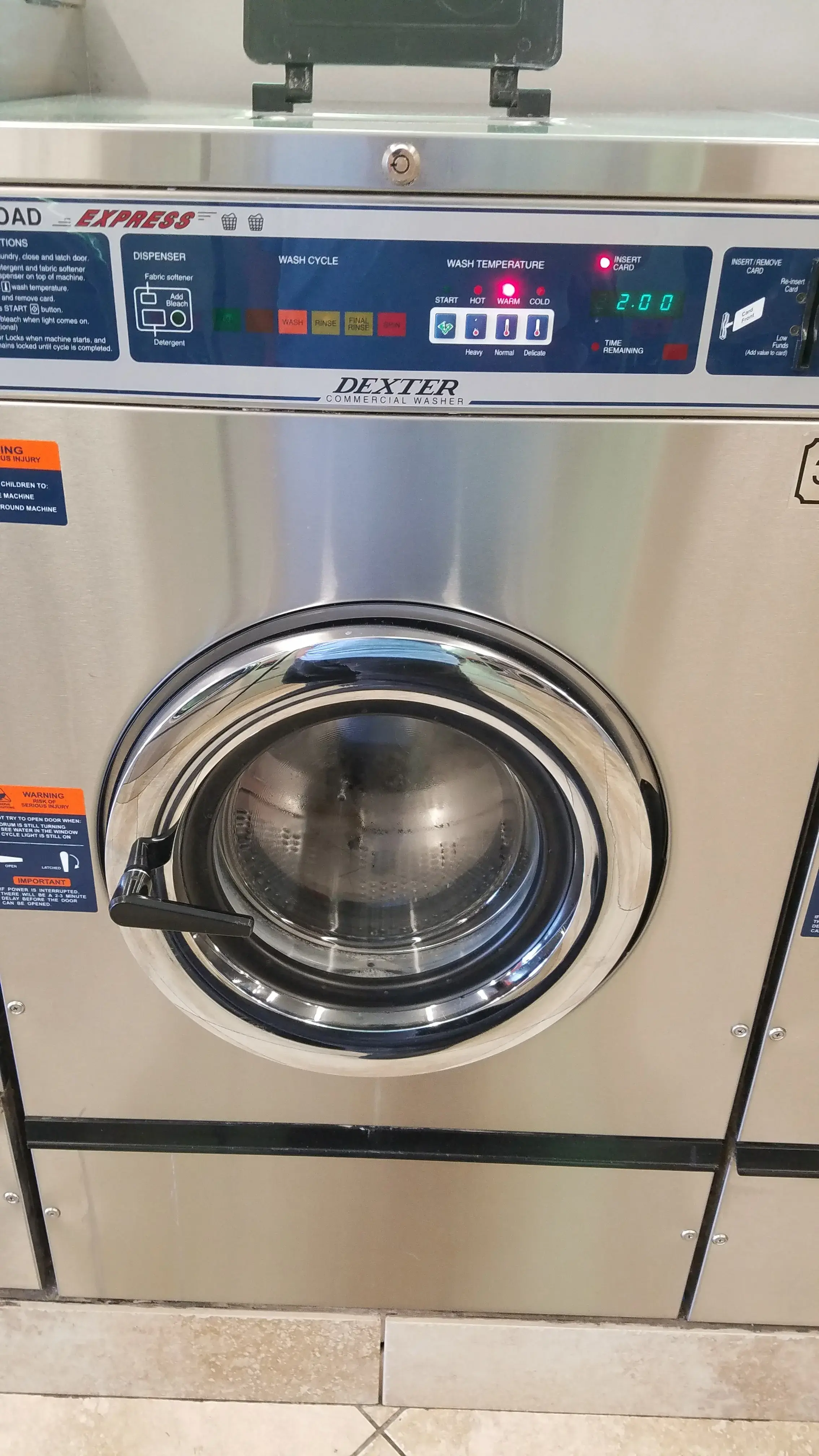 Señor Burbujas Laundromat - Image 9