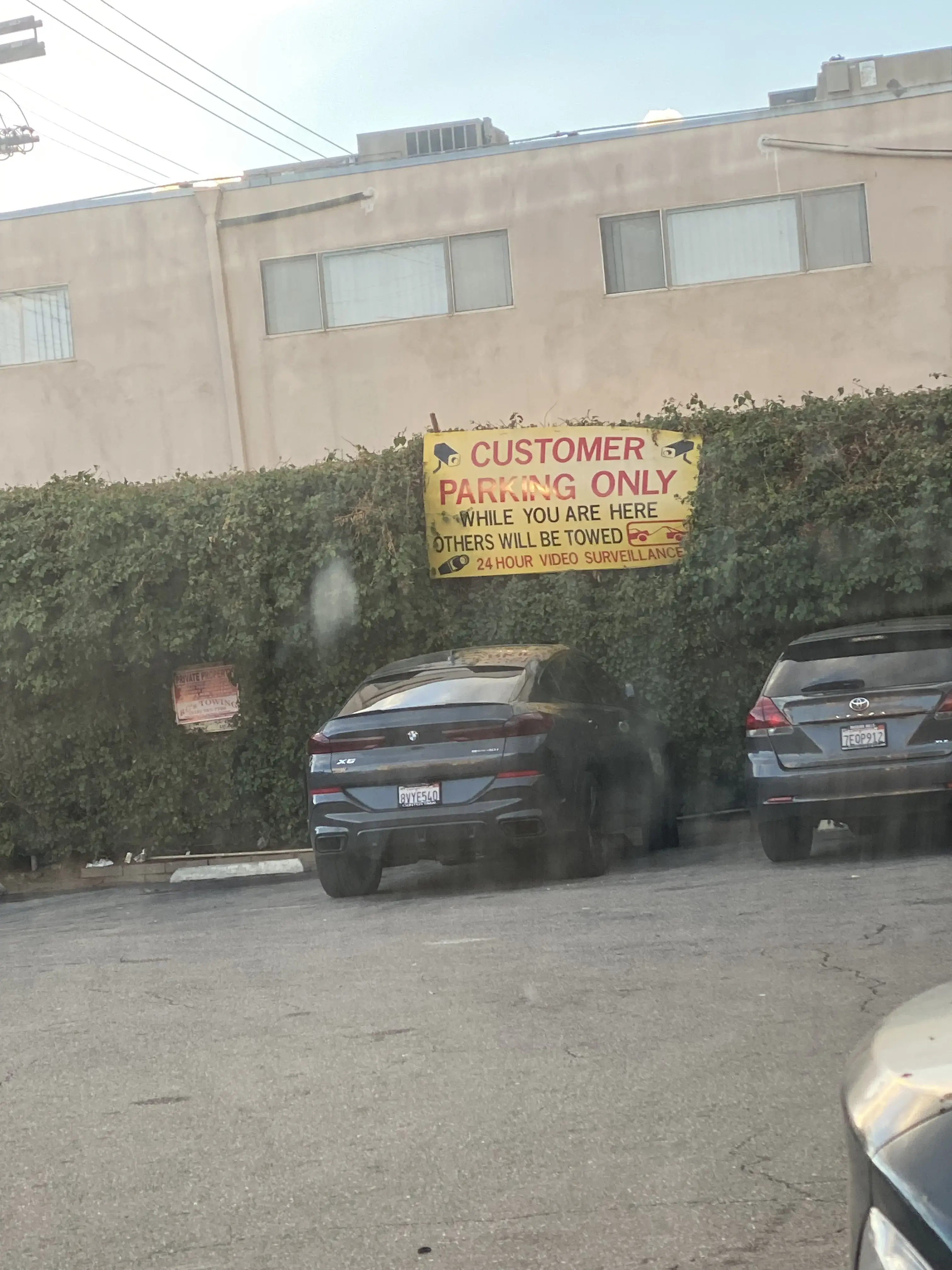 Sepulveda Laundry thumbnail 10