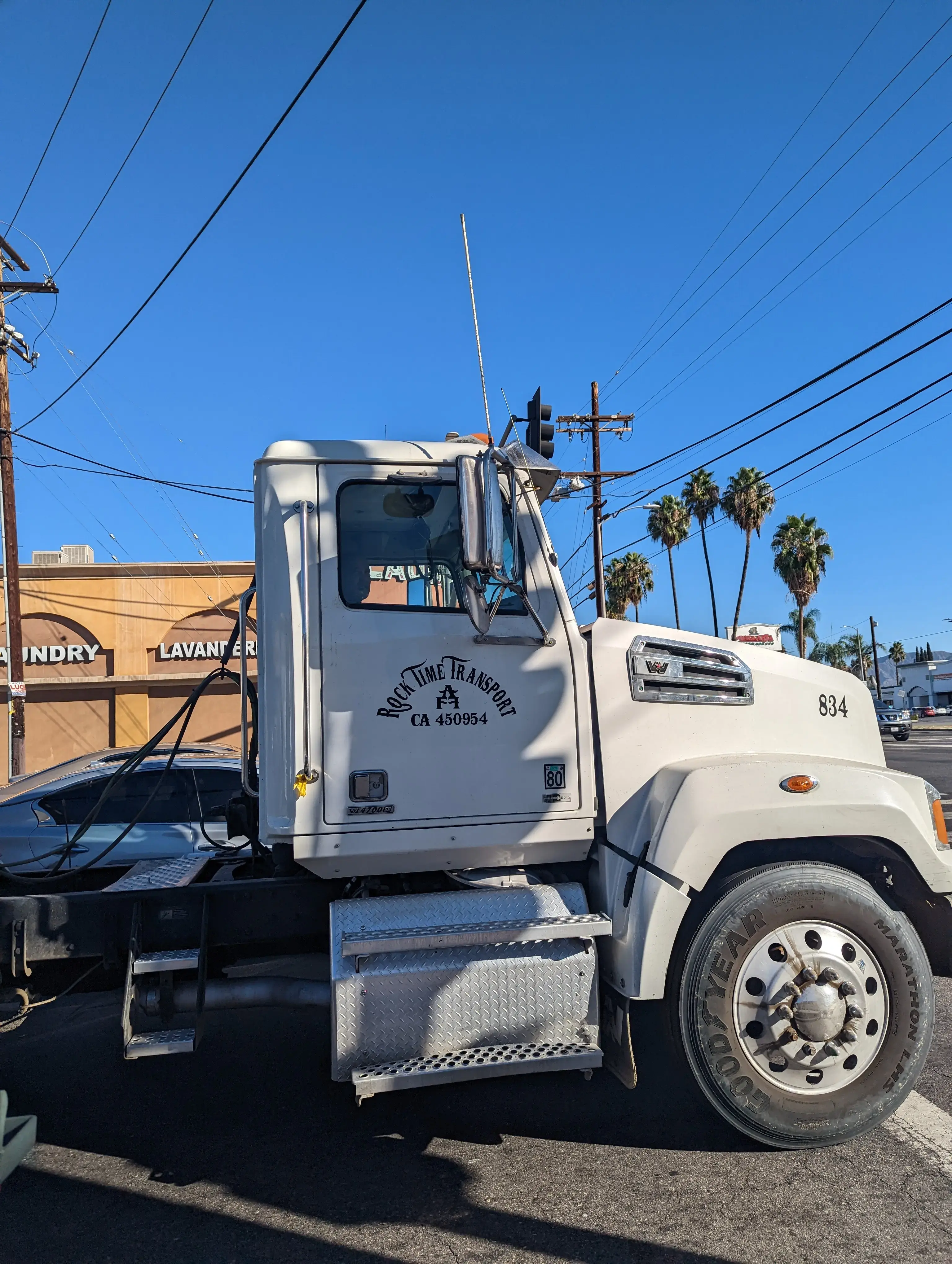 Sepulveda Laundry - Image 20