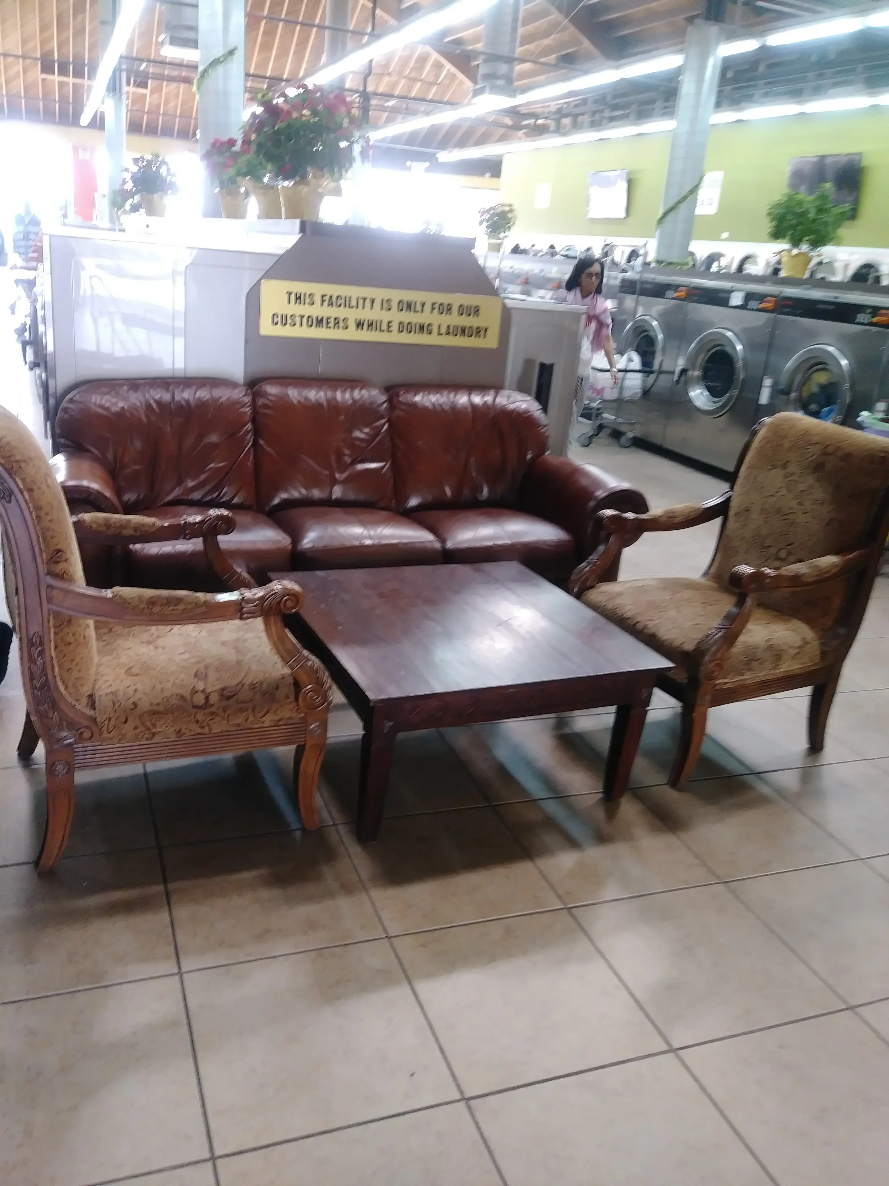 Sepulveda Laundry - Image 8