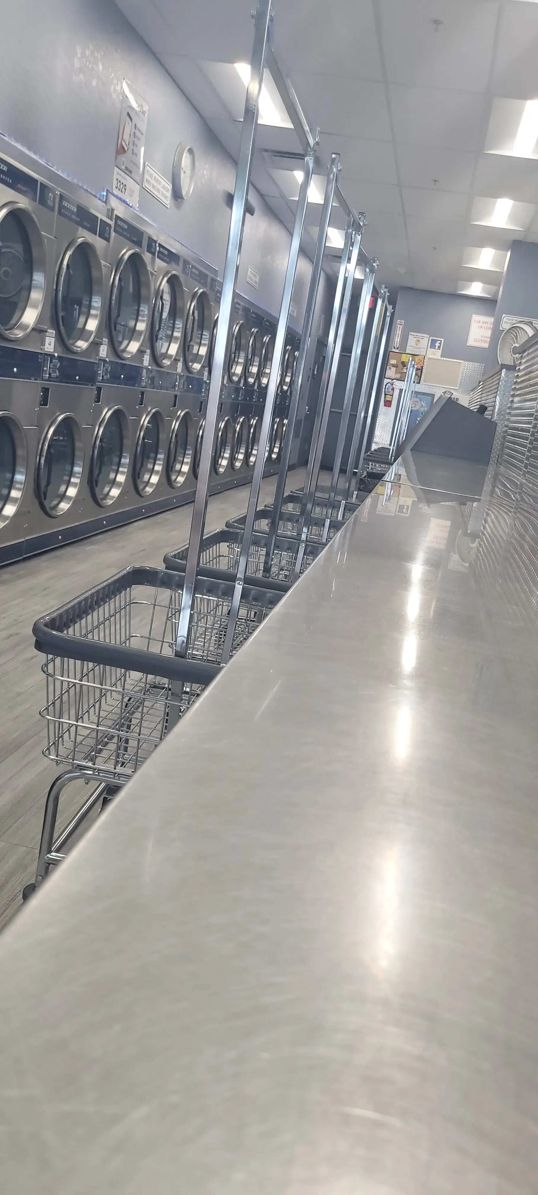 Sequoia Laundromat + Wash & Fold Laundry Co. thumbnail 14