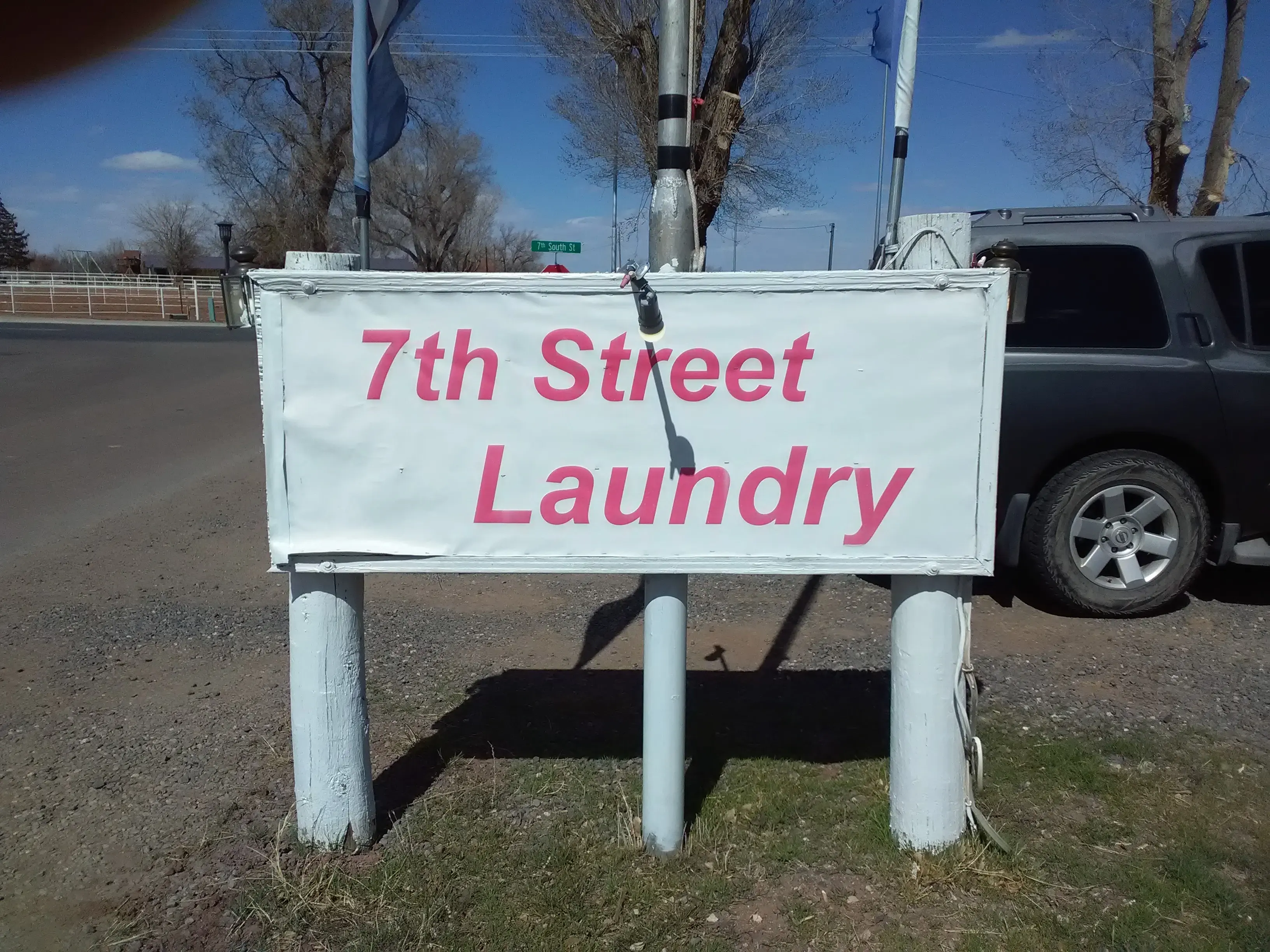 Seventh St. Laundrymat thumbnail 2