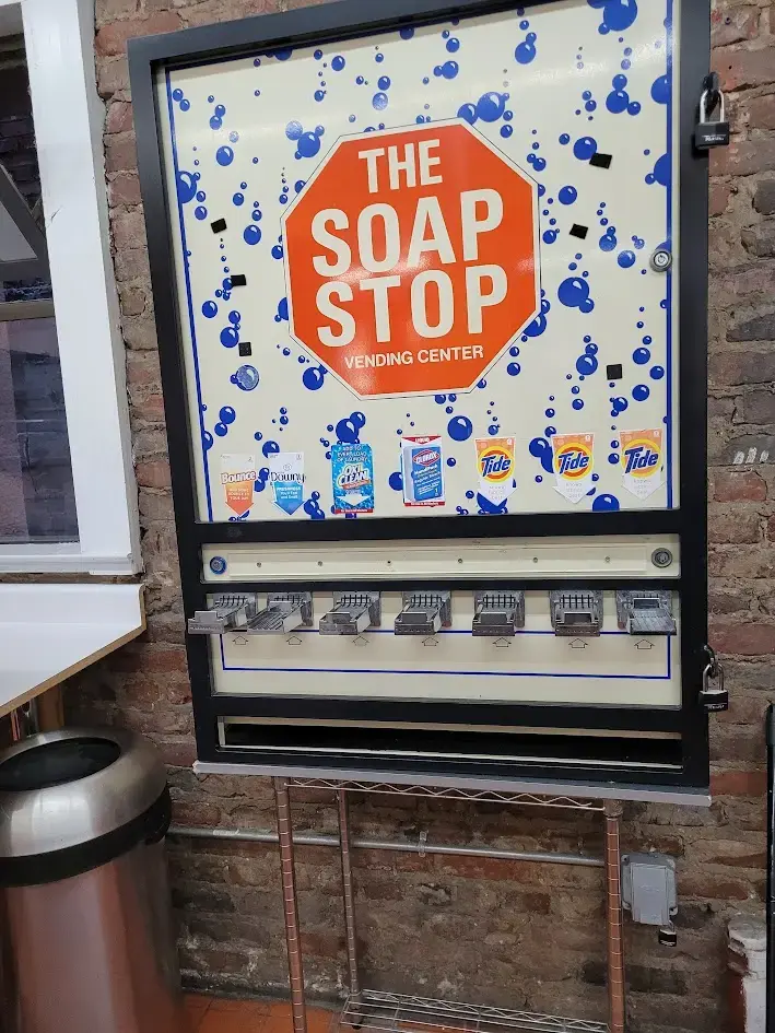 SF Laundromat - Image 7