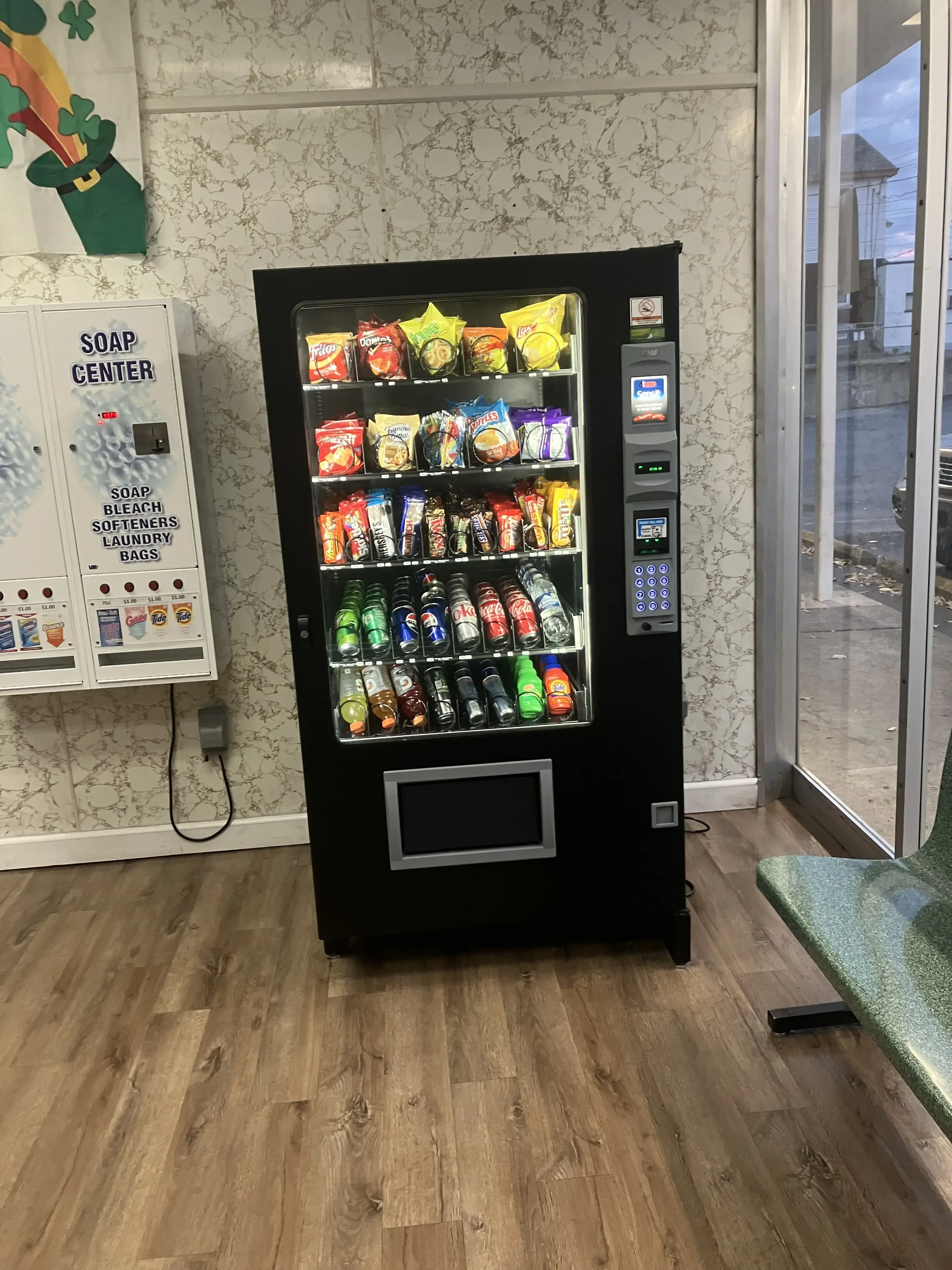 Shamrock Coin Laundry - Image 7